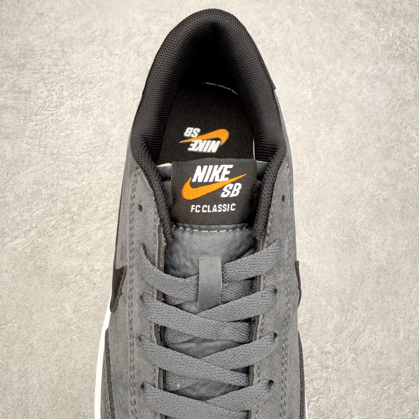 图片[5]-NK SB FC standard 绒面革防滑耐磨低帮板鞋 实拍调校N版已经零色差零失真 百分百还原实物色彩所见即所得 不存在货不对板色差等低级问题 选购参考实物拍摄 不混卖不参货 只用心做好货严格选品 承诺混一赔十 尺码：36 36.5 37.5 38 38.5 39 40 40.5 41 42 42.5 43 44 44.5 45-选品中心