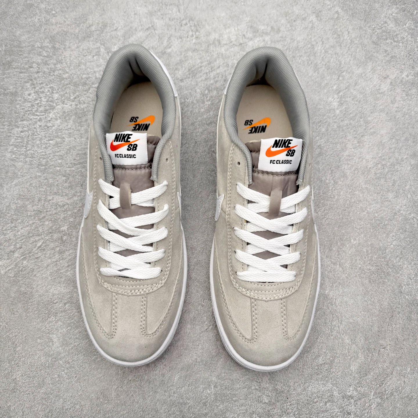 图片[2]-NK SB FC standard 绒面革防滑耐磨低帮板鞋 实拍调校N版已经零色差零失真 百分百还原实物色彩所见即所得 不存在货不对板色差等低级问题 选购参考实物拍摄 不混卖不参货 只用心做好货严格选品 承诺混一赔十 尺码：36 36.5 37.5 38 38.5 39 40 40.5 41 42 42.5 43 44 44.5 45-选品中心