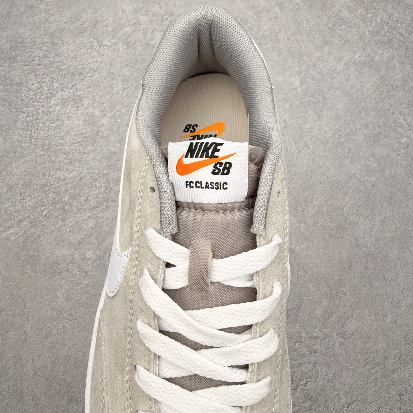 图片[5]-NK SB FC standard 绒面革防滑耐磨低帮板鞋 实拍调校N版已经零色差零失真 百分百还原实物色彩所见即所得 不存在货不对板色差等低级问题 选购参考实物拍摄 不混卖不参货 只用心做好货严格选品 承诺混一赔十 尺码：36 36.5 37.5 38 38.5 39 40 40.5 41 42 42.5 43 44 44.5 45-选品中心