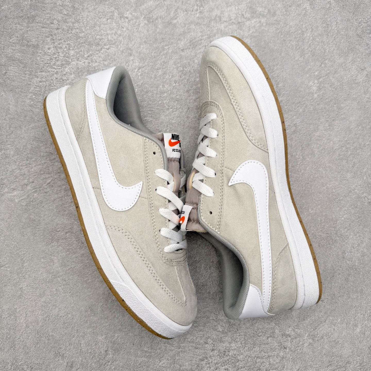 图片[3]-NK SB FC standard 绒面革防滑耐磨低帮板鞋 实拍调校N版已经零色差零失真 百分百还原实物色彩所见即所得 不存在货不对板色差等低级问题 选购参考实物拍摄 不混卖不参货 只用心做好货严格选品 承诺混一赔十 尺码：36 36.5 37.5 38 38.5 39 40 40.5 41 42 42.5 43 44 44.5 45-选品中心