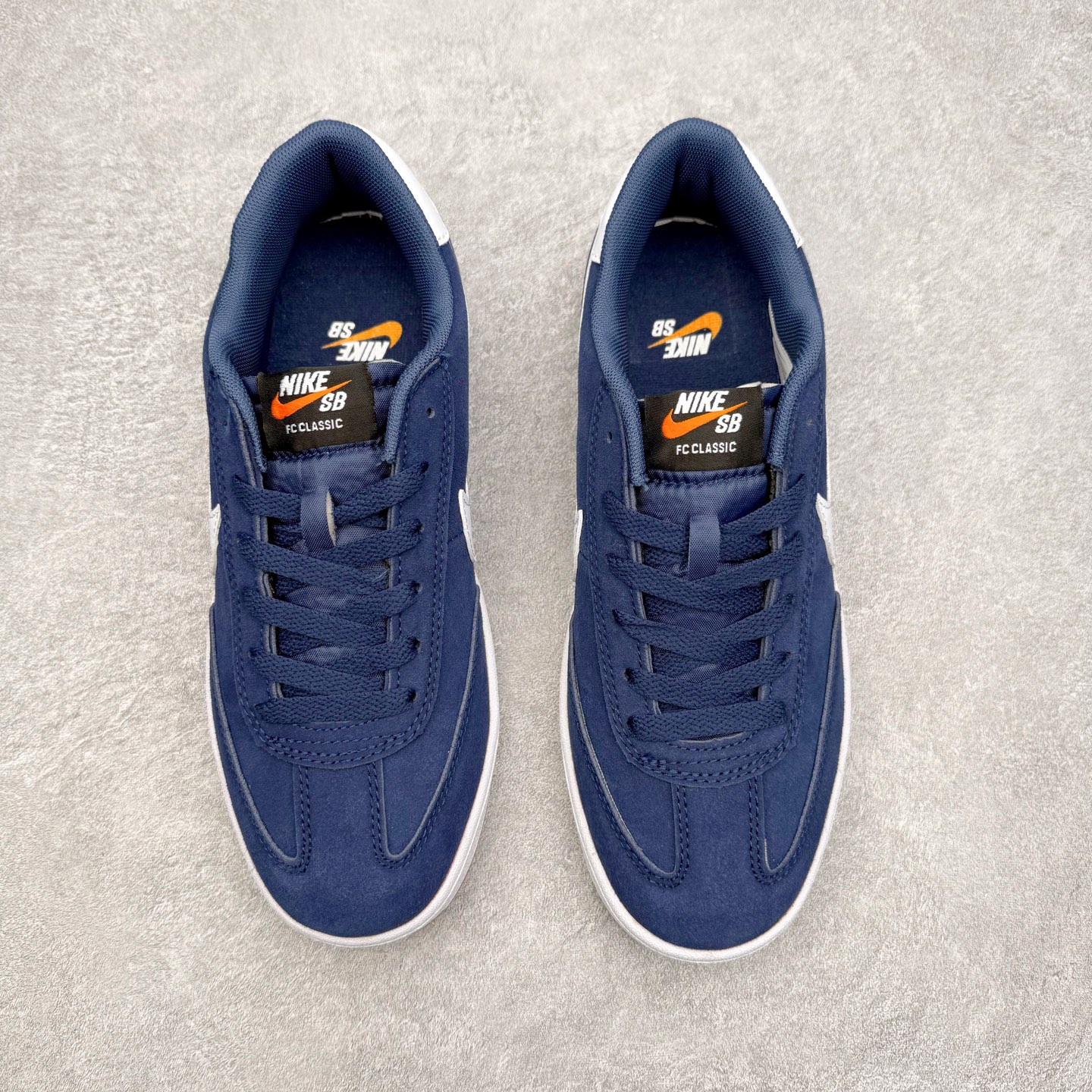 图片[2]-NK SB FC standard 绒面革防滑耐磨低帮板鞋 实拍调校N版已经零色差零失真 百分百还原实物色彩所见即所得 不存在货不对板色差等低级问题 选购参考实物拍摄 不混卖不参货 只用心做好货严格选品 承诺混一赔十 尺码：36 36.5 37.5 38 38.5 39 40 40.5 41 42 42.5 43 44 44.5 45-选品中心