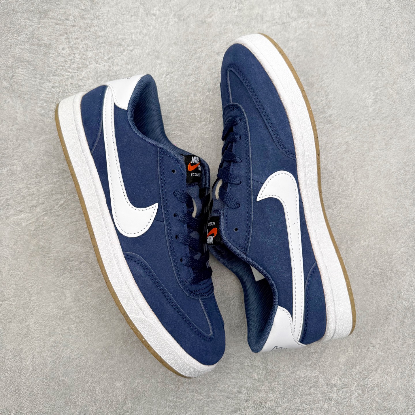 图片[3]-NK SB FC standard 绒面革防滑耐磨低帮板鞋 实拍调校N版已经零色差零失真 百分百还原实物色彩所见即所得 不存在货不对板色差等低级问题 选购参考实物拍摄 不混卖不参货 只用心做好货严格选品 承诺混一赔十 尺码：36 36.5 37.5 38 38.5 39 40 40.5 41 42 42.5 43 44 44.5 45-选品中心