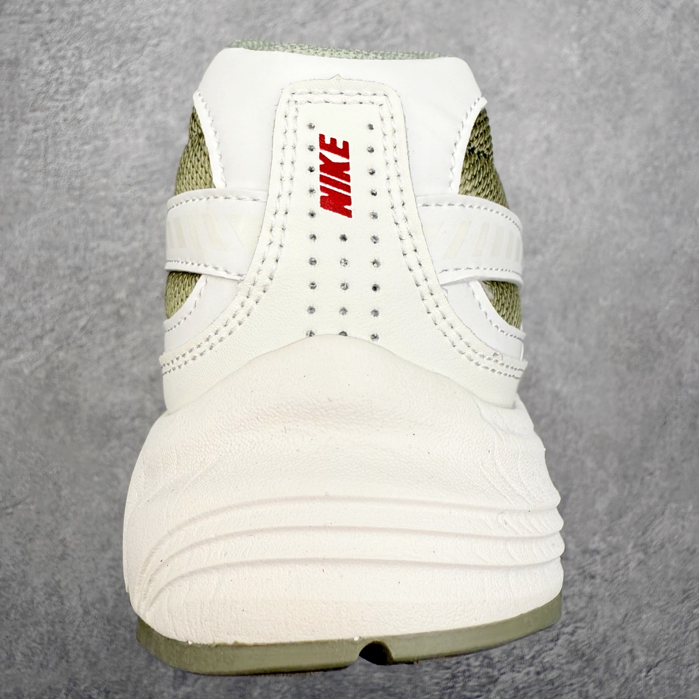 图片[8]-NK Initiator 创始者系列复古老爹鞋运动舒适复古网布合成革减震防滑耐磨低帮休闲跑步鞋 Ins爆火全新韩系古着风 回味经典 采用透气网眼鞋面和支撑覆盖层 自然运动设计的Phlyon中底用于缓冲 BRS 1000碳橡胶外底具有轻质柔韧性 牵引力和耐用性 尺码：36 36.5 37.5 38 38.5 39 40 40.5 41 42 42.5 43 44 45-选品中心