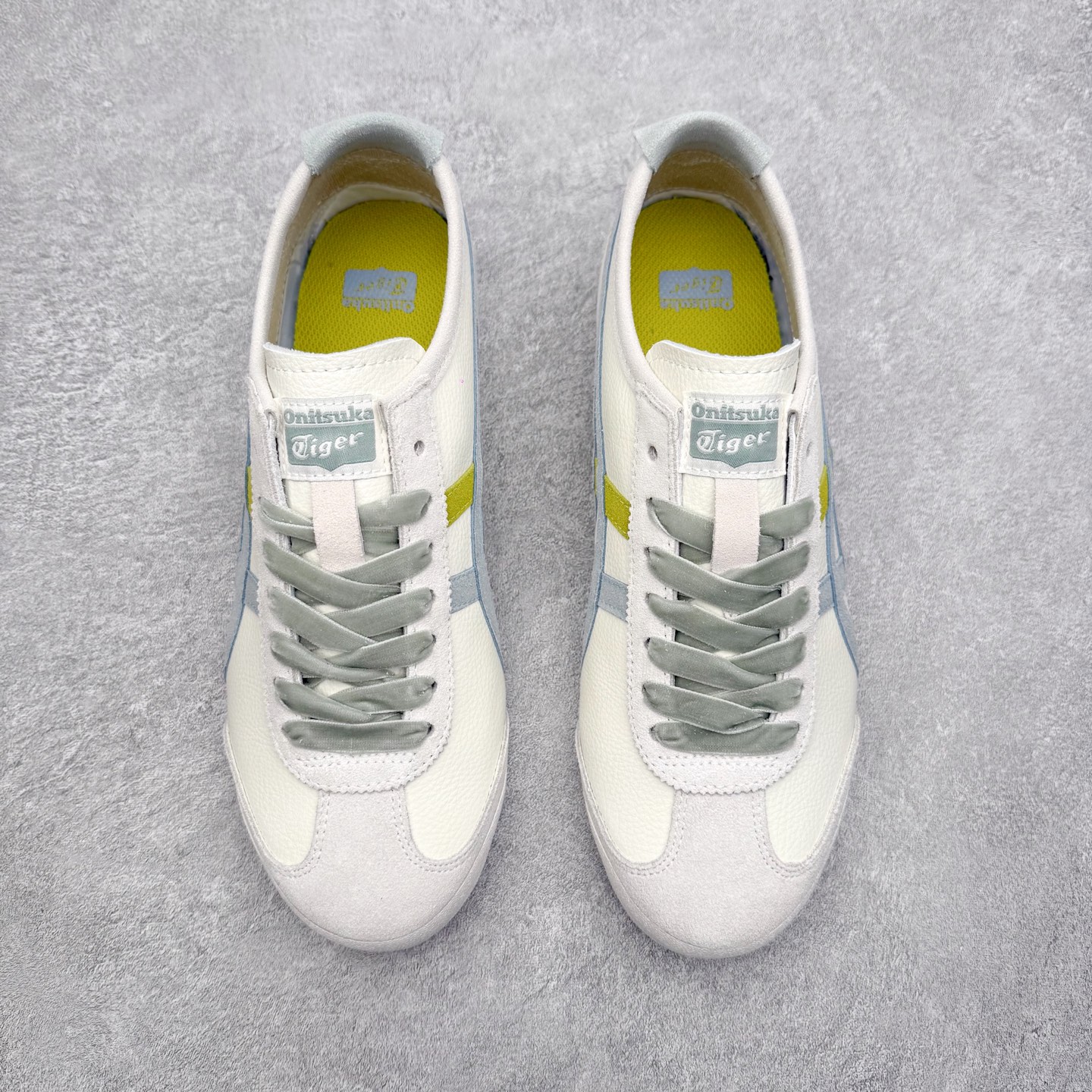 图片[2]-＃C版 Asics Onitsuka Tiger MEXICO 66 亚瑟士鬼冢虎复古经典板鞋 市场王者选手 海外订单工厂出品 长期生产补货永不断码 超成熟稳定的做工品控 原装全套纸板楦头开发 原汁原味 完美呈现版型 私模正确鞋底咬花纹路 一比一鞋头弧度高度鞋身弧度 绝不口嗨 细节品控鞋型随意秒杀市面 原档咬花纹路私模大底 一个单元有六个三角形 总体形拼接呈现花瓣状 官方四联吊牌 原装Ortholite轻量化鞋垫 原盒原配 质保卡 说明书 钢印防尘纸 纸板中底带钢印 乳胶组合鞋垫 支持全方位的对比专柜 产品从款式颜色造型上体现出追求舒适和细节的完美 鞋类更是推崇手工制作的严谨与完美 融舒适性与可穿性的设计风格 注重细节的完美和别致魅力 既保持稳重 又不失轻松的时尚感 尺码：36 37 37.5 38 39 39.5 40 40.5 41.5 42 42.5 43.5 44 45-选品中心