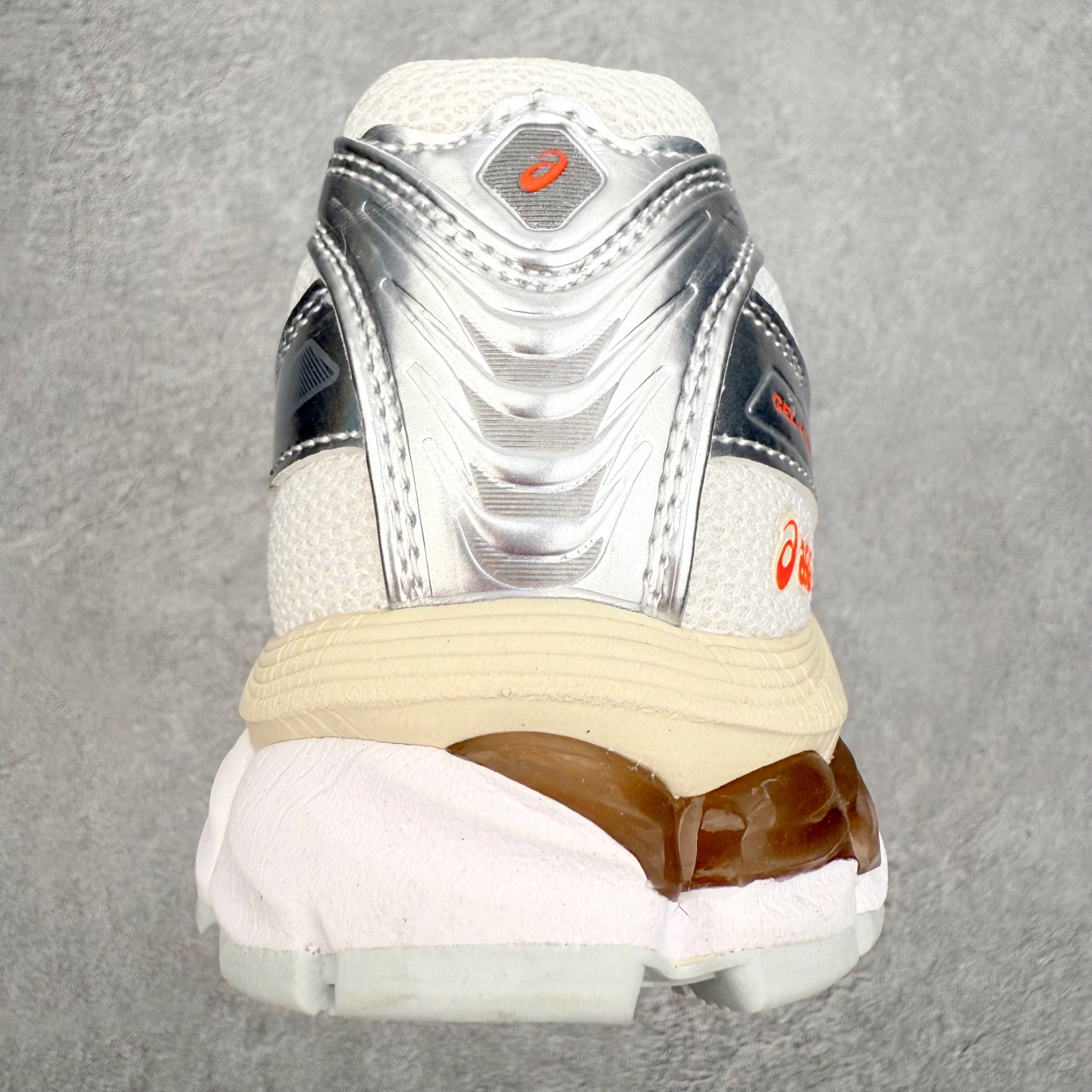 图片[8]-Asics Gel Kayano 12.1 亚瑟士卡亚诺12.1代系列低帮轻量缓震休闲运动跑步鞋 采用环保太空合成革配合透气网眼布鞋面材质 中底3D可视GEL缓震胶效果 升级EVA全新缓震中底部位科技组合耐磨橡胶外底片 尺码：36 37 37.5 38 39 39.5 40.5 41.5 42 42.5 43.5 44 44.5 45-选品中心