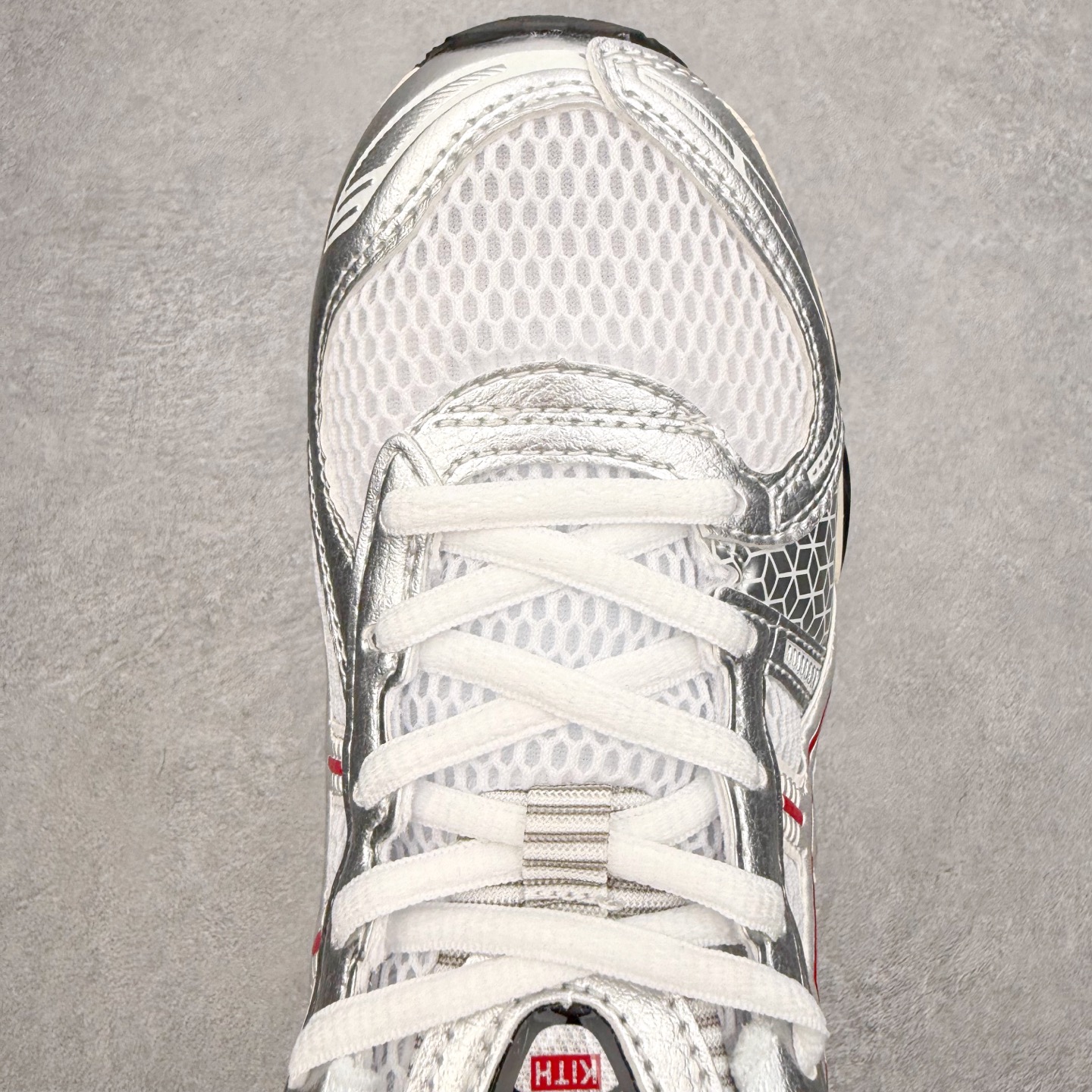 图片[4]-Asics Gel Kayano 12.1 亚瑟士卡亚诺12.1代系列低帮轻量缓震休闲运动跑步鞋 采用环保太空合成革配合透气网眼布鞋面材质 中底3D可视GEL缓震胶效果 升级EVA全新缓震中底部位科技组合耐磨橡胶外底片 尺码：36 37 37.5 38 39 39.5 40.5 41.5 42 42.5 43.5 44 44.5 45-选品中心