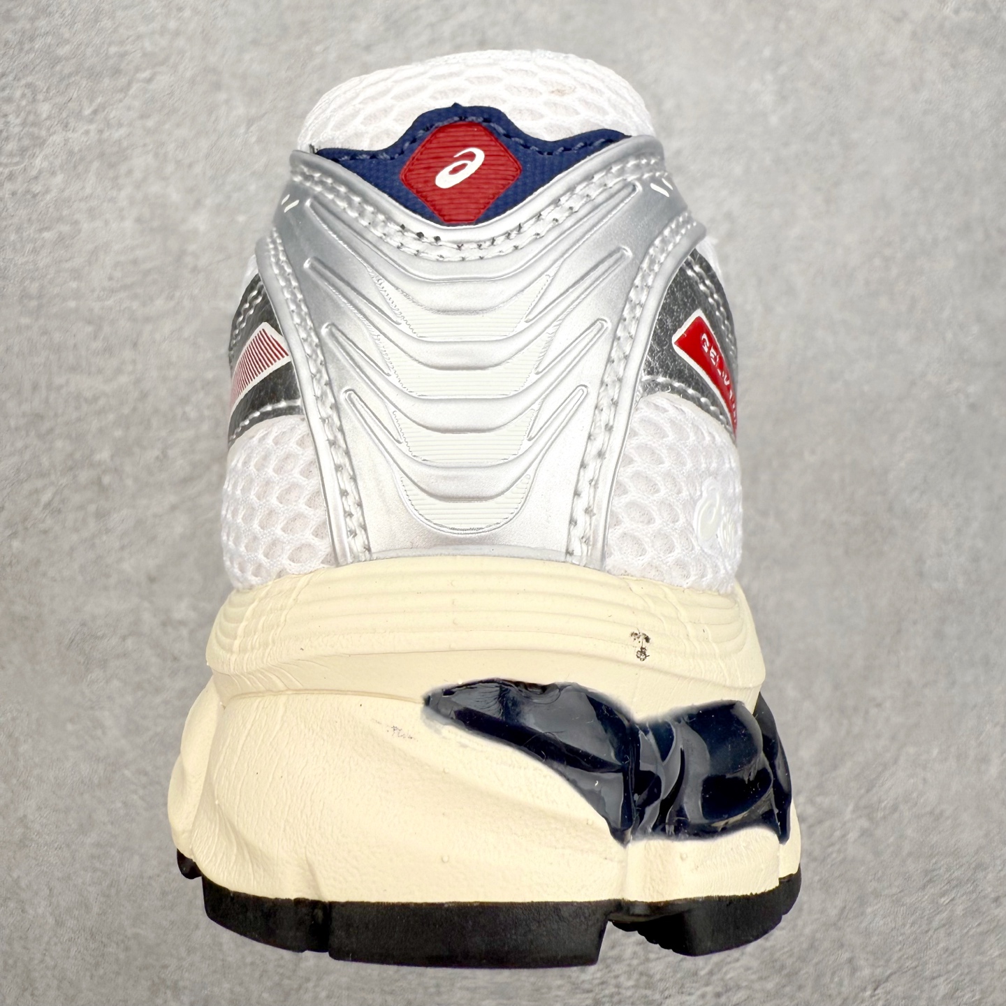 图片[8]-Asics Gel Kayano 12.1 亚瑟士卡亚诺12.1代系列低帮轻量缓震休闲运动跑步鞋 采用环保太空合成革配合透气网眼布鞋面材质 中底3D可视GEL缓震胶效果 升级EVA全新缓震中底部位科技组合耐磨橡胶外底片 尺码：36 37 37.5 38 39 39.5 40.5 41.5 42 42.5 43.5 44 44.5 45-选品中心