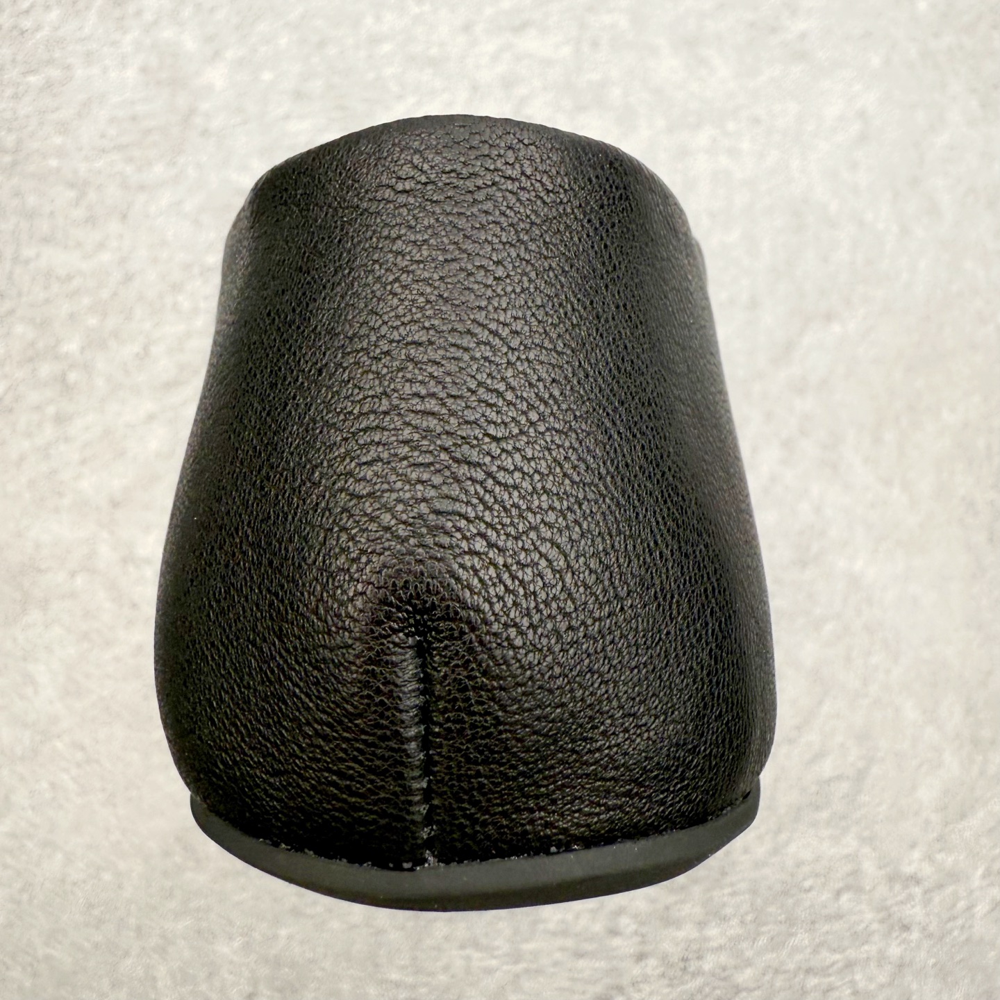 图片[8]-MARNI玛尼26Fw 褶皱蝴蝶结芭蕾舞鞋平底玛丽珍单鞋 圆头轮廓、撞色鞋面、棕色蝴蝶结与鞋口绑带，整体呈现可爱、极简的调性。 超嗲的MARNI 芭蕾舞鞋，拼色自带松弛感系带甜酷得刚好。属于Balletcore的浪漫季节又到了。打开鞋柜，芭蕾舞鞋绝对是那件既能搭配一切又能点亮一切的单品！鞋面：小牛皮 内里垫脚：羊皮 鞋底：开模橡胶大底 尺码：35 36 37 38 39 40-选品中心