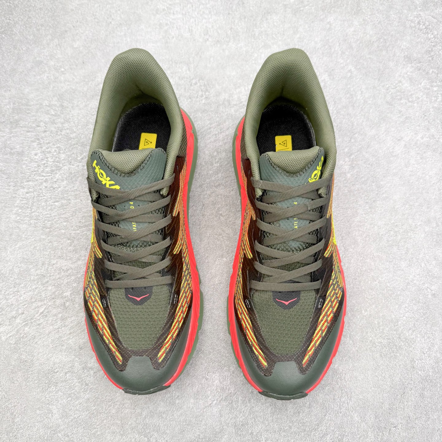 图片[2]-HOKA ONE ONE Mafate Speed 4 飞速玛法特4代系列低帮轻量户外越野休闲运动慢跑鞋 HOKA ONE ONE是来自美国的跑步鞋知名品牌，创立于2009年，始终致力于为所有跑者提供更新、更好的跑步装备。相比常规跑鞋，HOKA ONE ONE特别研发使用性能独特的几何形跑鞋中底，此种鞋底更厚、更高、回弹性也更好，除了卓越的缓冲性能，它还能为各种阶段的跑者带来更具动感、更加稳定的跑步体验。HOKAONE ONE从设计之初就清楚意识到，要保证跑者步幅的均匀一致，双脚自然而然的运动至关重要。尺码：36 36.5 37.5 38 39 40 40.5 41 42 42.5 43 44 45 46-选品中心