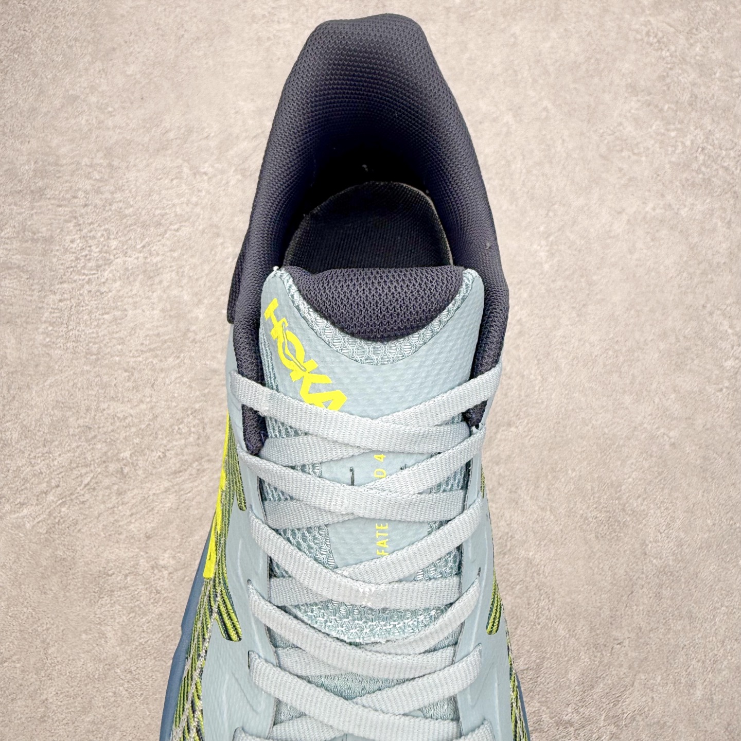 图片[5]-HOKA ONE ONE Mafate Speed 4 飞速玛法特4代系列低帮轻量户外越野休闲运动慢跑鞋 HOKA ONE ONE是来自美国的跑步鞋知名品牌，创立于2009年，始终致力于为所有跑者提供更新、更好的跑步装备。相比常规跑鞋，HOKA ONE ONE特别研发使用性能独特的几何形跑鞋中底，此种鞋底更厚、更高、回弹性也更好，除了卓越的缓冲性能，它还能为各种阶段的跑者带来更具动感、更加稳定的跑步体验。HOKAONE ONE从设计之初就清楚意识到，要保证跑者步幅的均匀一致，双脚自然而然的运动至关重要。尺码：36 36.5 37.5 38 39 40 40.5 41 42 42.5 43 44 45 46-选品中心