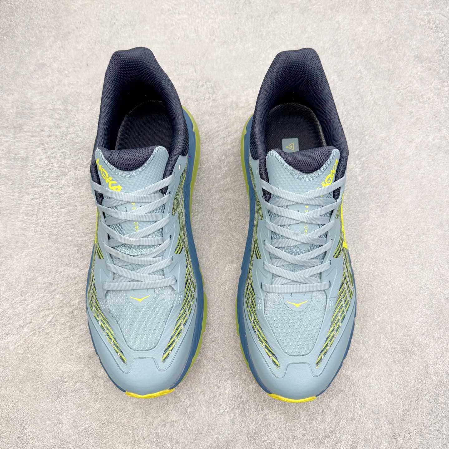 图片[2]-HOKA ONE ONE Mafate Speed 4 飞速玛法特4代系列低帮轻量户外越野休闲运动慢跑鞋 HOKA ONE ONE是来自美国的跑步鞋知名品牌，创立于2009年，始终致力于为所有跑者提供更新、更好的跑步装备。相比常规跑鞋，HOKA ONE ONE特别研发使用性能独特的几何形跑鞋中底，此种鞋底更厚、更高、回弹性也更好，除了卓越的缓冲性能，它还能为各种阶段的跑者带来更具动感、更加稳定的跑步体验。HOKAONE ONE从设计之初就清楚意识到，要保证跑者步幅的均匀一致，双脚自然而然的运动至关重要。尺码：36 36.5 37.5 38 39 40 40.5 41 42 42.5 43 44 45 46-选品中心