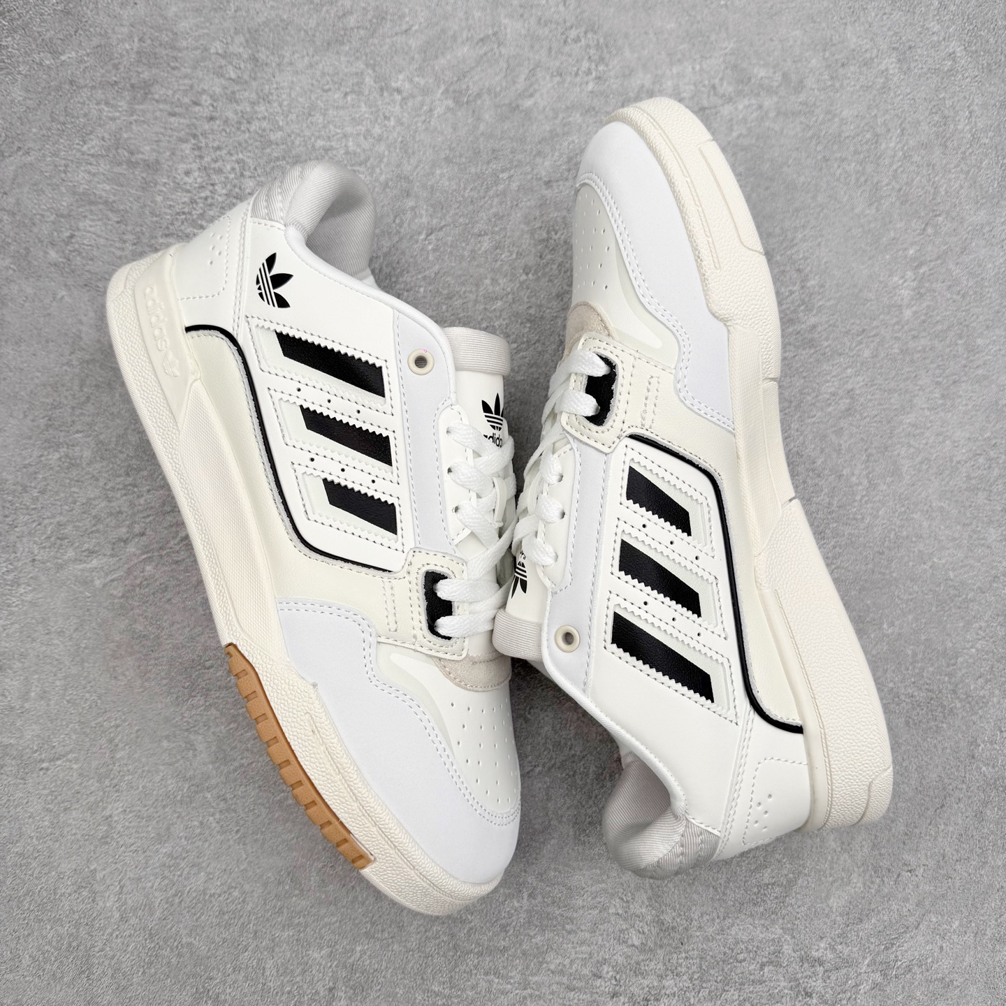 图片[3]-AD Originals 2020 DROP STEP XL三叶草新款 低帮校园休闲运动板鞋 汇聚80和90年代篮球鞋设计含纹理感皮革和绒面革混合鞋面 缀撞色细节 造型复古 搭配加衬及踝鞋领和乙烯乙酸乙烯酯(EVA)插片 脚感舒适 让复古篮球风伴你出 尺码：36 36²/₃ 37¹/₃ 38 38²/₃ 39¹/₃ 40 40²/₃ 41¹/₃ 42 42²/₃ 43¹/₃ 44 44²/₃ 45¹/₃-选品中心