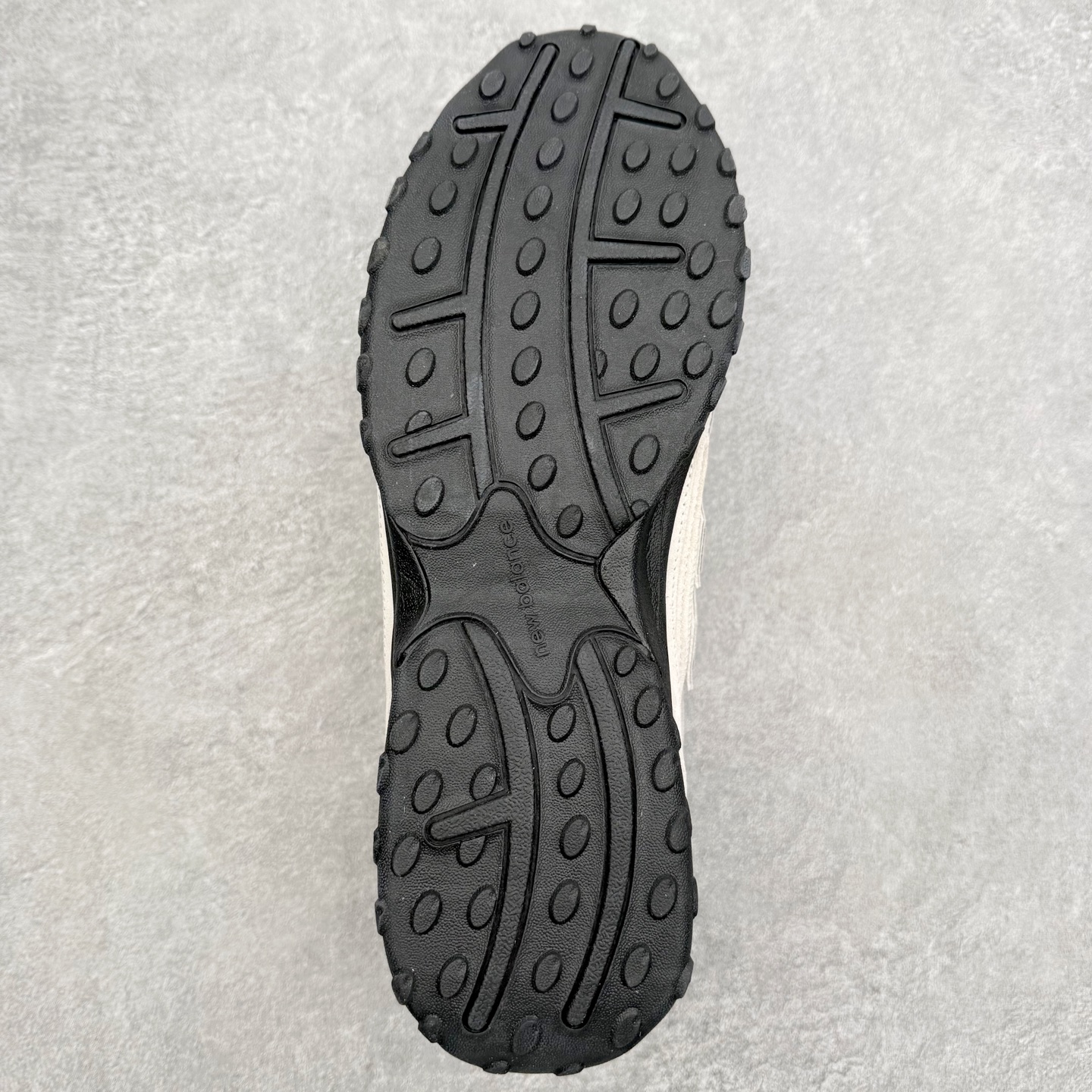 图片[9]-New Balance NB204L 舒适百搭耐磨轻便低帮 生活休闲鞋 男女同款 尺码：36 37 37.5 38 38.5 39.5 40 40.5 41.5 42 42.5 43 44 45-选品中心