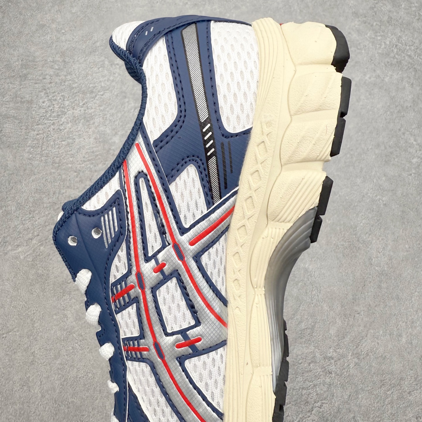 图片[7]-Asics Gel Kayano 12.1 亚瑟士卡亚诺12.1代系列低帮轻量缓震休闲运动跑步鞋 采用环保太空合成革配合透气网眼布鞋面材质 中底3D可视GEL缓震胶效果 升级EVA全新缓震中底部位科技组合耐磨橡胶外底片 尺码：36 37 37.5 38 39 39.5 40.5 41.5 42 42.5 43.5 44 44.5 45-选品中心