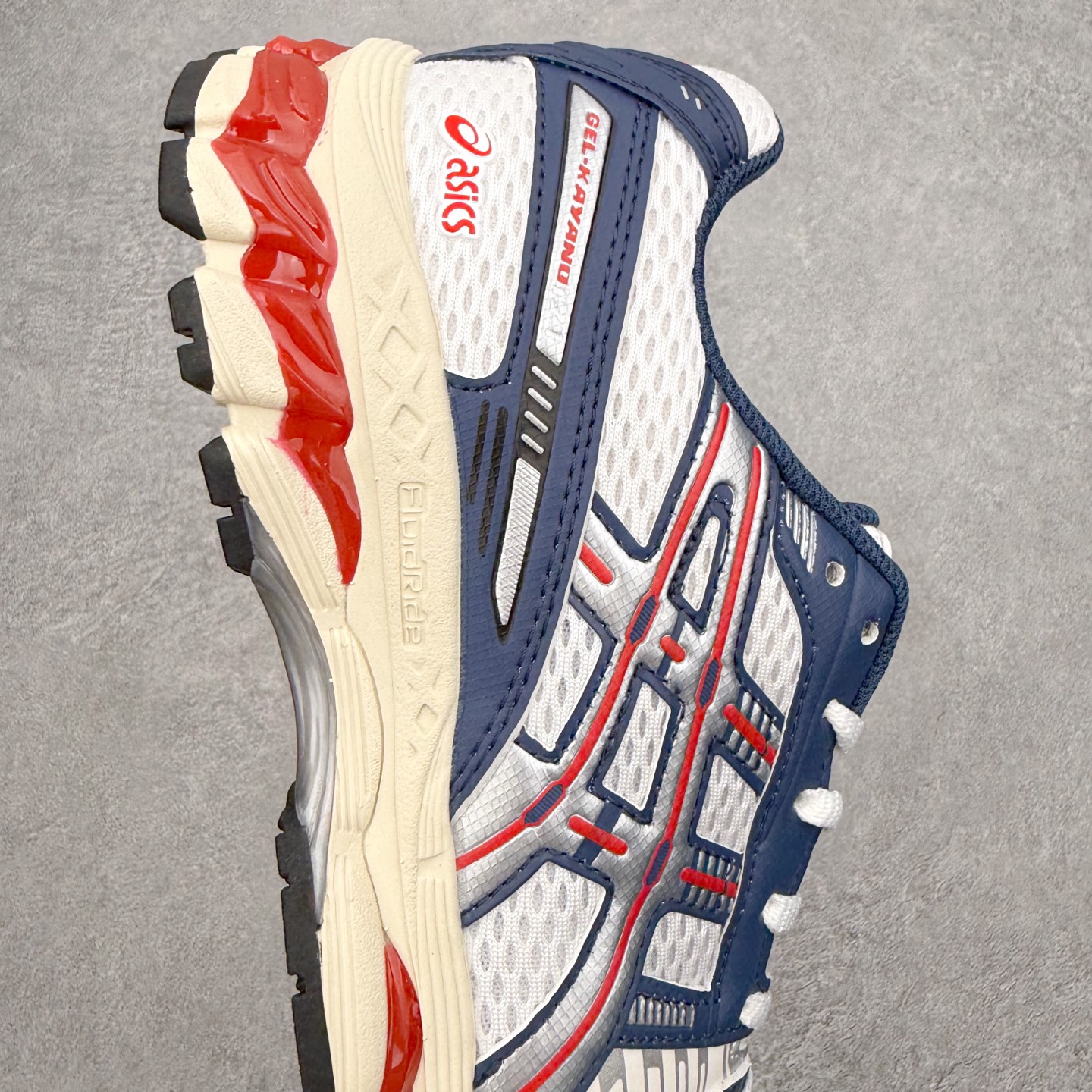 图片[6]-Asics Gel Kayano 12.1 亚瑟士卡亚诺12.1代系列低帮轻量缓震休闲运动跑步鞋 采用环保太空合成革配合透气网眼布鞋面材质 中底3D可视GEL缓震胶效果 升级EVA全新缓震中底部位科技组合耐磨橡胶外底片 尺码：36 37 37.5 38 39 39.5 40.5 41.5 42 42.5 43.5 44 44.5 45-选品中心