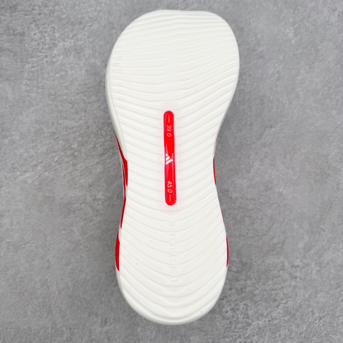 图片[9]-AD HYPERBOOST EDGE M 舒适运动跑鞋 KI1913 实拍调校N版已经零色差零失真 百分百还原实物色彩所见即所得 不存在货不对板色差等低级问题 选购参考实物拍摄 不混卖不参货 只用心做好货严格选品 承诺混一赔十 尺码：36 36.5 37.5 38 38.5 39 40 40.5 41 42 42.5 43 44 44.5 45-选品中心