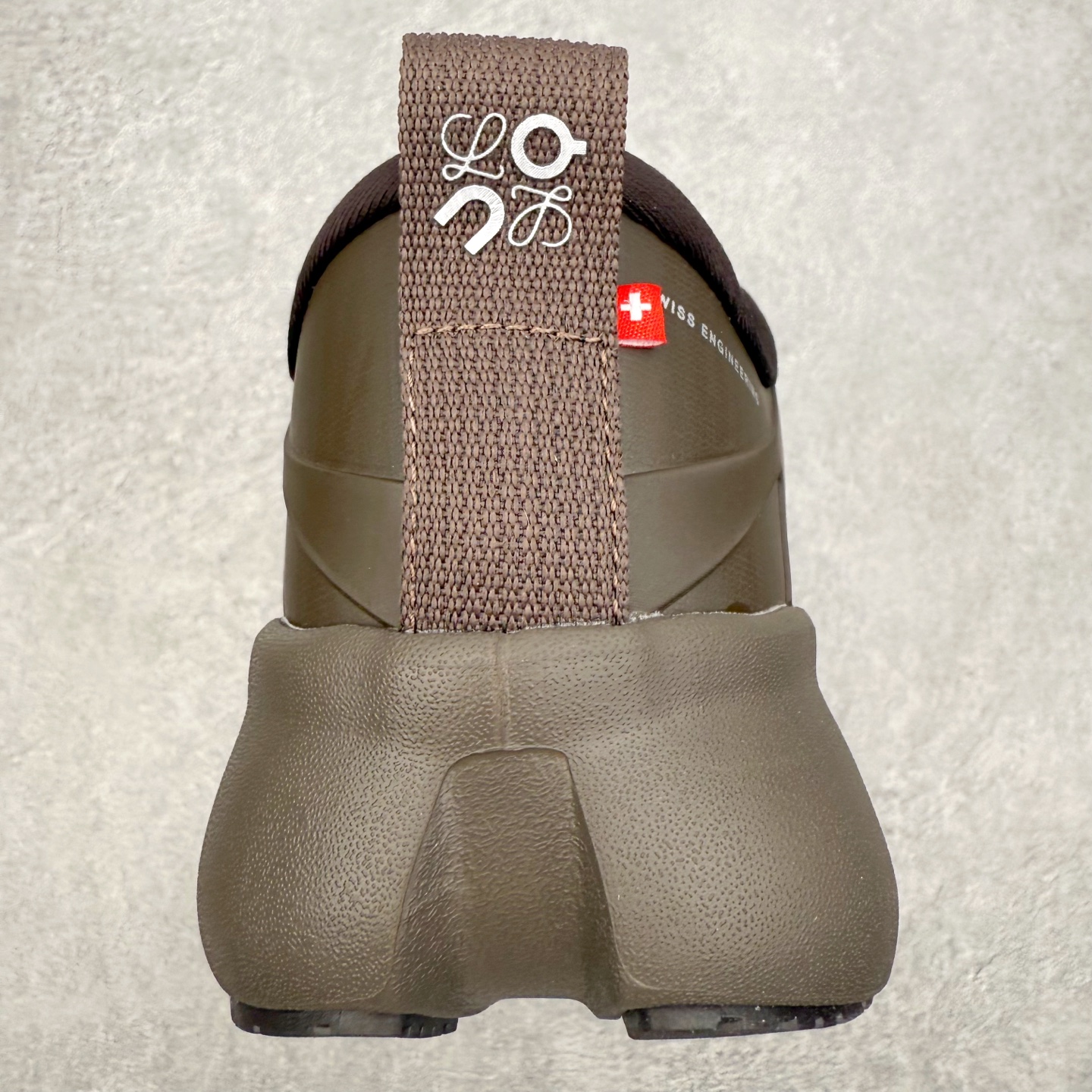 图片[8]-＃莞产 LOEWE罗意威 x ON昂跑 联名款 Cloudsolo系列 •原鞋一致橡胶底 原版高弹MD 加爆米花料 •正确后跟小蛮腰 •Logo立体有光泽度 •正确鞋头饱满立体 •鞋舌TPU立体高频 •正确鞋面网布多层厚实材料 •后跟织带高频立体 织带上浆加硬 •正确鞋带头滴胶柔软 •正确鞋垫前薄后厚有弹性（欧奈斯材料，非普通海玻璃） 尺码：36 36.5 37 37.5 38 38.5 39 40 40.5 41 42 42.5 43 44 44.5 45 46（真半码）-选品中心