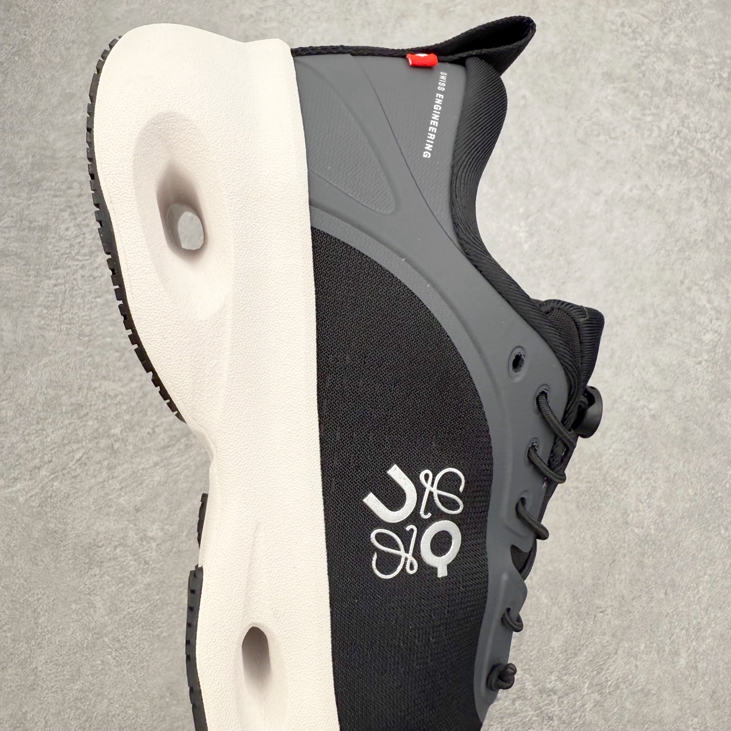 图片[6]-＃莞产 LOEWE罗意威 x ON昂跑 联名款 Cloudsolo系列 •原鞋一致橡胶底 原版高弹MD 加爆米花料 •正确后跟小蛮腰 •Logo立体有光泽度 •正确鞋头饱满立体 •鞋舌TPU立体高频 •正确鞋面网布多层厚实材料 •后跟织带高频立体 织带上浆加硬 •正确鞋带头滴胶柔软 •正确鞋垫前薄后厚有弹性（欧奈斯材料，非普通海玻璃） 尺码：36 36.5 37 37.5 38 38.5 39 40 40.5 41 42 42.5 43 44 44.5 45 46（真半码）-选品中心