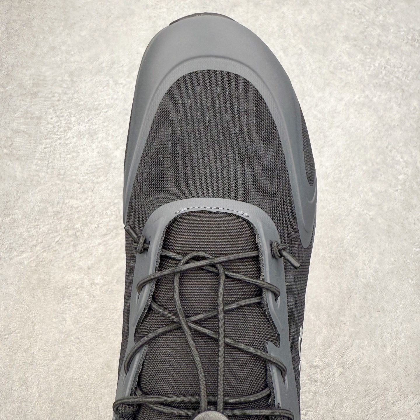 图片[4]-＃莞产 LOEWE罗意威 x ON昂跑 联名款 Cloudsolo系列 •原鞋一致橡胶底 原版高弹MD 加爆米花料 •正确后跟小蛮腰 •Logo立体有光泽度 •正确鞋头饱满立体 •鞋舌TPU立体高频 •正确鞋面网布多层厚实材料 •后跟织带高频立体 织带上浆加硬 •正确鞋带头滴胶柔软 •正确鞋垫前薄后厚有弹性（欧奈斯材料，非普通海玻璃） 尺码：36 36.5 37 37.5 38 38.5 39 40 40.5 41 42 42.5 43 44 44.5 45 46（真半码）-选品中心