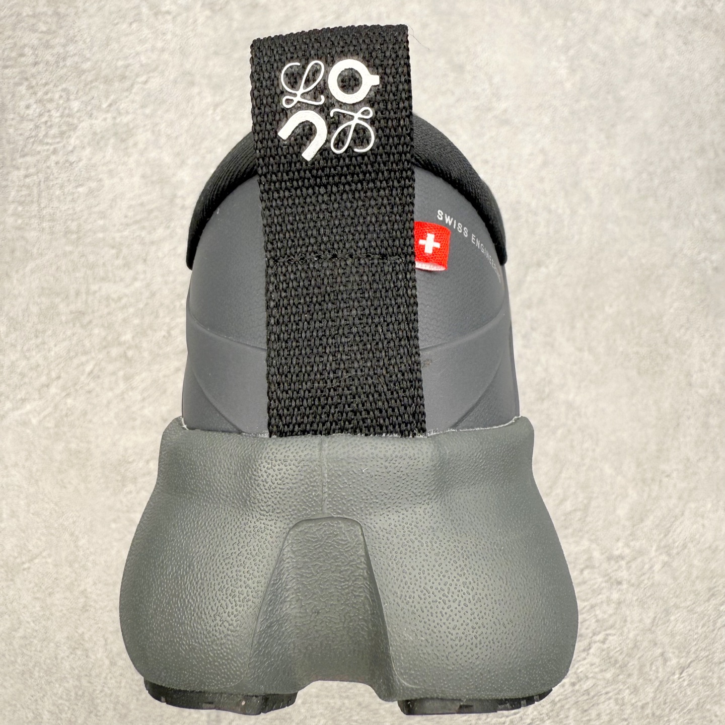 图片[8]-＃莞产 LOEWE罗意威 x ON昂跑 联名款 Cloudsolo系列 •原鞋一致橡胶底 原版高弹MD 加爆米花料 •正确后跟小蛮腰 •Logo立体有光泽度 •正确鞋头饱满立体 •鞋舌TPU立体高频 •正确鞋面网布多层厚实材料 •后跟织带高频立体 织带上浆加硬 •正确鞋带头滴胶柔软 •正确鞋垫前薄后厚有弹性（欧奈斯材料，非普通海玻璃） 尺码：36 36.5 37 37.5 38 38.5 39 40 40.5 41 42 42.5 43 44 44.5 45 46（真半码）-选品中心