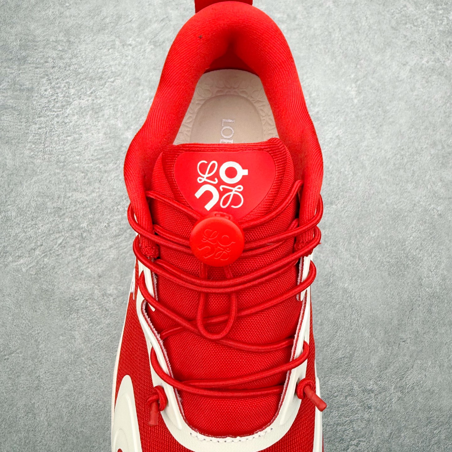 图片[5]-＃莞产 LOEWE罗意威 x ON昂跑 联名款 Cloudsolo系列 •原鞋一致橡胶底 原版高弹MD 加爆米花料 •正确后跟小蛮腰 •Logo立体有光泽度 •正确鞋头饱满立体 •鞋舌TPU立体高频 •正确鞋面网布多层厚实材料 •后跟织带高频立体 织带上浆加硬 •正确鞋带头滴胶柔软 •正确鞋垫前薄后厚有弹性（欧奈斯材料，非普通海玻璃） 尺码：36 36.5 37 37.5 38 38.5 39 40 40.5 41 42 42.5 43 44 44.5 45 46（真半码）-选品中心