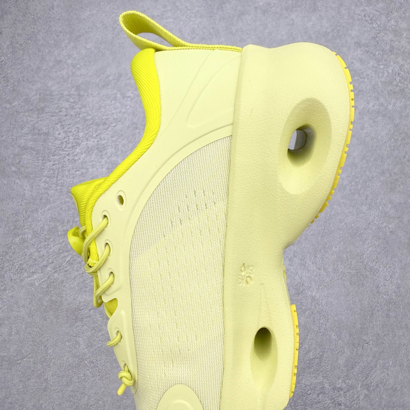 图片[7]-＃莞产 LOEWE罗意威 x ON昂跑 联名款 Cloudsolo系列 •原鞋一致橡胶底 原版高弹MD 加爆米花料 •正确后跟小蛮腰 •Logo立体有光泽度 •正确鞋头饱满立体 •鞋舌TPU立体高频 •正确鞋面网布多层厚实材料 •后跟织带高频立体 织带上浆加硬 •正确鞋带头滴胶柔软 •正确鞋垫前薄后厚有弹性（欧奈斯材料，非普通海玻璃） 尺码：36 36.5 37 37.5 38 38.5 39 40 40.5 41 42 42.5 43 44 44.5 45 46（真半码）-选品中心