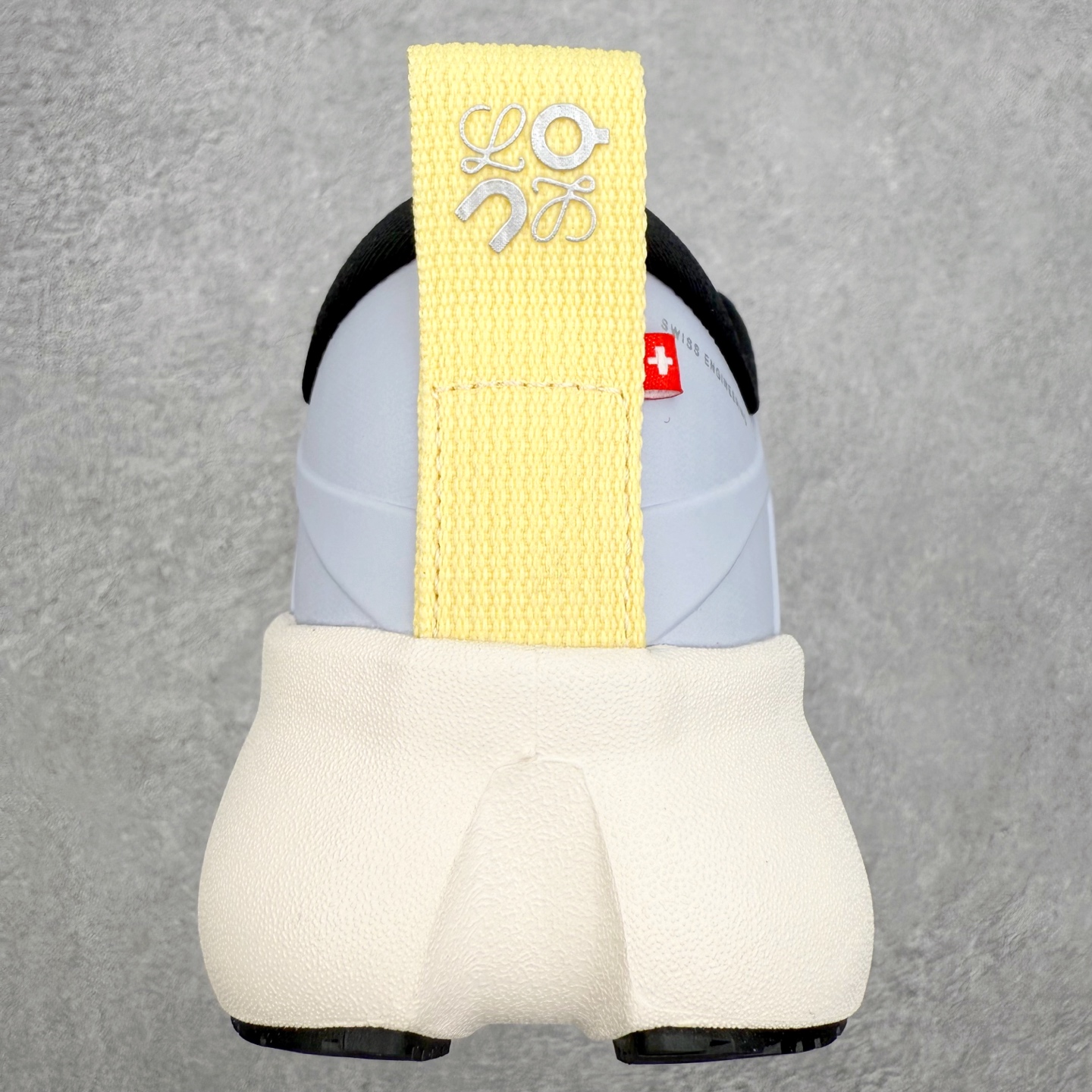 图片[8]-＃莞产 LOEWE罗意威 x ON昂跑 联名款 Cloudsolo系列 •原鞋一致橡胶底 原版高弹MD 加爆米花料 •正确后跟小蛮腰 •Logo立体有光泽度 •正确鞋头饱满立体 •鞋舌TPU立体高频 •正确鞋面网布多层厚实材料 •后跟织带高频立体 织带上浆加硬 •正确鞋带头滴胶柔软 •正确鞋垫前薄后厚有弹性（欧奈斯材料，非普通海玻璃） 尺码：36 36.5 37 37.5 38 38.5 39 40 40.5 41 42 42.5 43 44 44.5 45 46（真半码）-选品中心