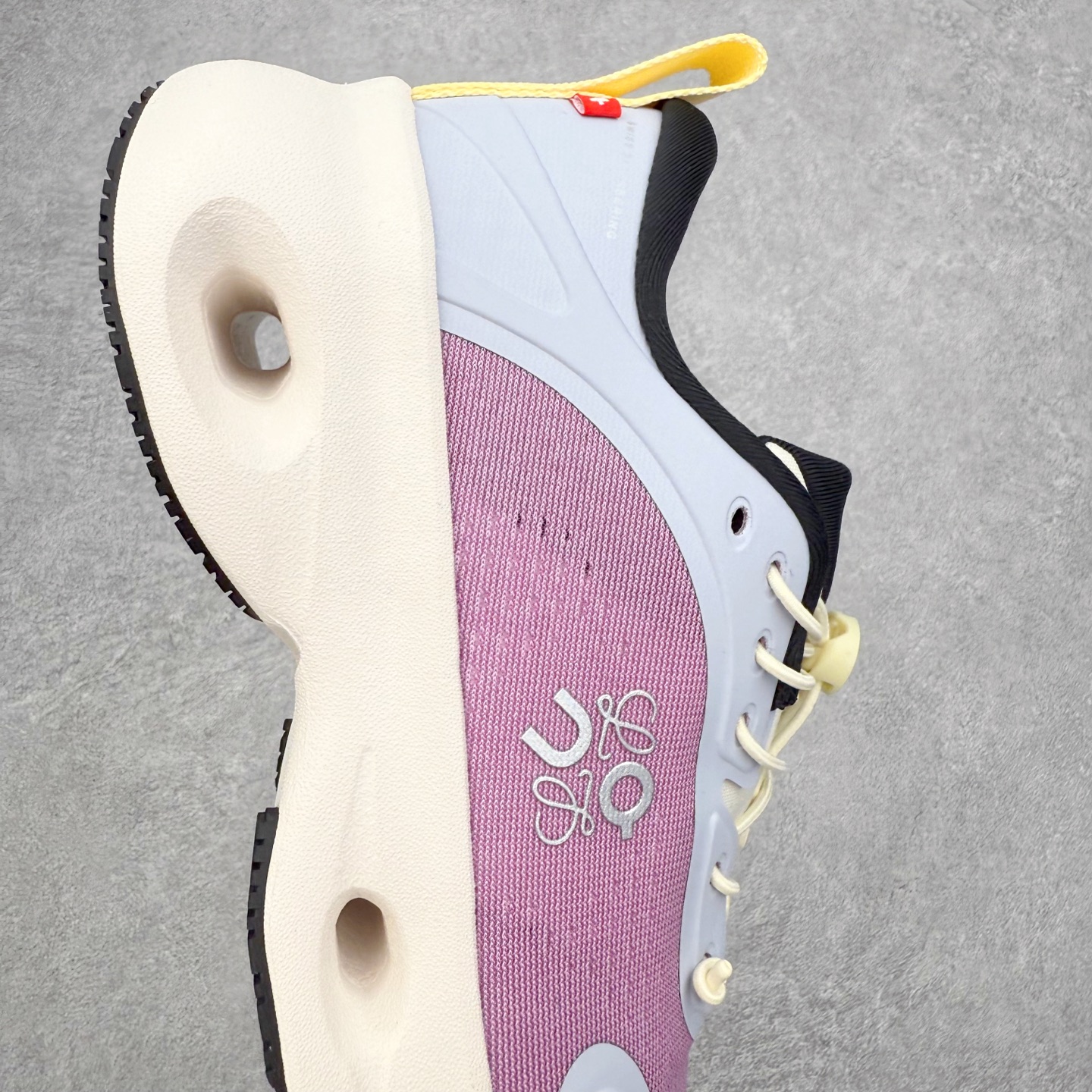 图片[6]-＃莞产 LOEWE罗意威 x ON昂跑 联名款 Cloudsolo系列 •原鞋一致橡胶底 原版高弹MD 加爆米花料 •正确后跟小蛮腰 •Logo立体有光泽度 •正确鞋头饱满立体 •鞋舌TPU立体高频 •正确鞋面网布多层厚实材料 •后跟织带高频立体 织带上浆加硬 •正确鞋带头滴胶柔软 •正确鞋垫前薄后厚有弹性（欧奈斯材料，非普通海玻璃） 尺码：36 36.5 37 37.5 38 38.5 39 40 40.5 41 42 42.5 43 44 44.5 45 46（真半码）-选品中心