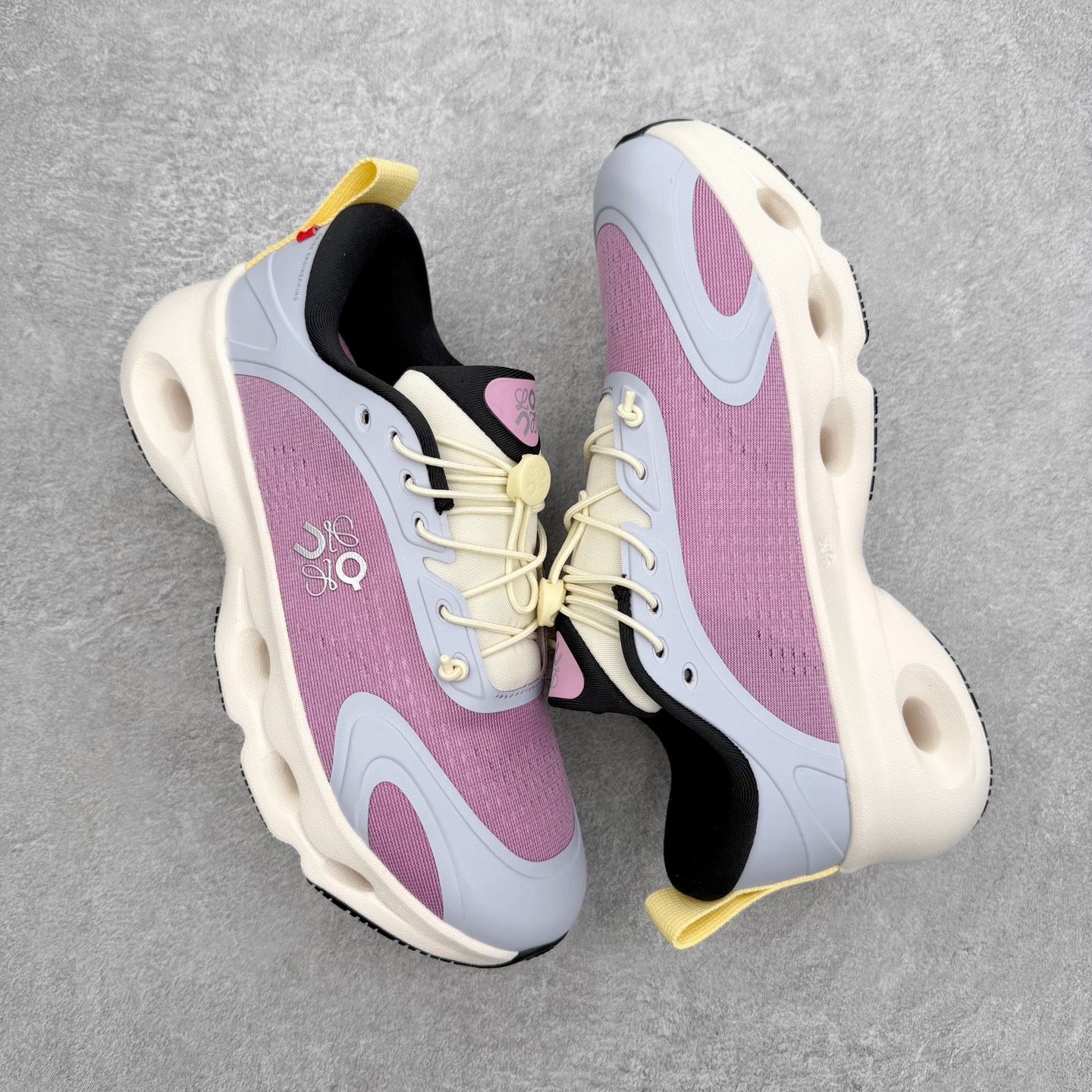 图片[3]-＃莞产 LOEWE罗意威 x ON昂跑 联名款 Cloudsolo系列 •原鞋一致橡胶底 原版高弹MD 加爆米花料 •正确后跟小蛮腰 •Logo立体有光泽度 •正确鞋头饱满立体 •鞋舌TPU立体高频 •正确鞋面网布多层厚实材料 •后跟织带高频立体 织带上浆加硬 •正确鞋带头滴胶柔软 •正确鞋垫前薄后厚有弹性（欧奈斯材料，非普通海玻璃） 尺码：36 36.5 37 37.5 38 38.5 39 40 40.5 41 42 42.5 43 44 44.5 45 46（真半码）-选品中心