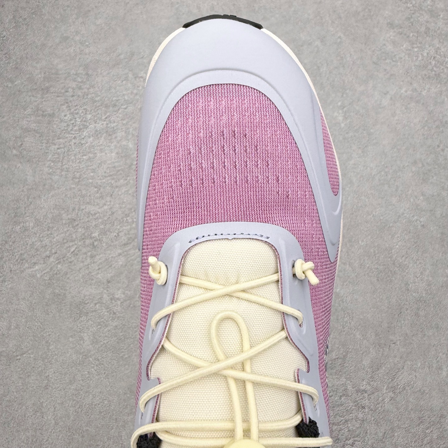 图片[4]-＃莞产 LOEWE罗意威 x ON昂跑 联名款 Cloudsolo系列 •原鞋一致橡胶底 原版高弹MD 加爆米花料 •正确后跟小蛮腰 •Logo立体有光泽度 •正确鞋头饱满立体 •鞋舌TPU立体高频 •正确鞋面网布多层厚实材料 •后跟织带高频立体 织带上浆加硬 •正确鞋带头滴胶柔软 •正确鞋垫前薄后厚有弹性（欧奈斯材料，非普通海玻璃） 尺码：36 36.5 37 37.5 38 38.5 39 40 40.5 41 42 42.5 43 44 44.5 45 46（真半码）-选品中心