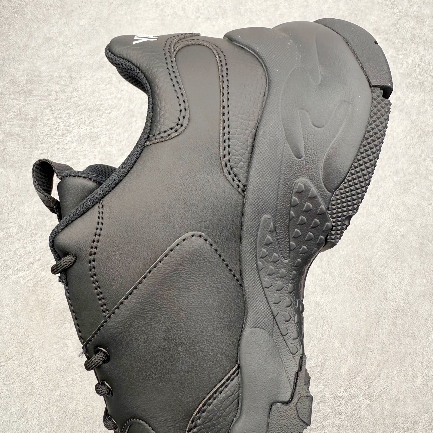 图片[7]-＃纯原福利 MLB BigBall Chunky纽约洋基队增高复古风印花老爹鞋 MLB是韩国F&F旗下潮流服装品牌 拥有150年历史的经典传统 是街头文化和国际生活方式的领导者 MLB拥有包括男装、女装、童装、配饰在内的全品类服饰 提供覆盖各性别、各年龄层、From Head to Toe的穿搭装备 其产品结合了韩国的时尚造型与质感 展现了运动服饰也可以兼具时尚潮流的风格 在产品设计上 MLB不仅融合了美国职业棒球大联盟的各当家球队 更结合了棒球运动中的各个元素 复古风范自信控场 复古鞋型率先勾描独特的自我态度 在经典线条与时尚元素的精彩交织下刷新街头复古运动风潮 质感十足兼备卓越的舒适透气性能迎合夏日追求的自在脚感。尺码：36 36.5 37.5 38 38.5 39 40 40.5 41 42 42.5 43 44 44.5 45-选品中心