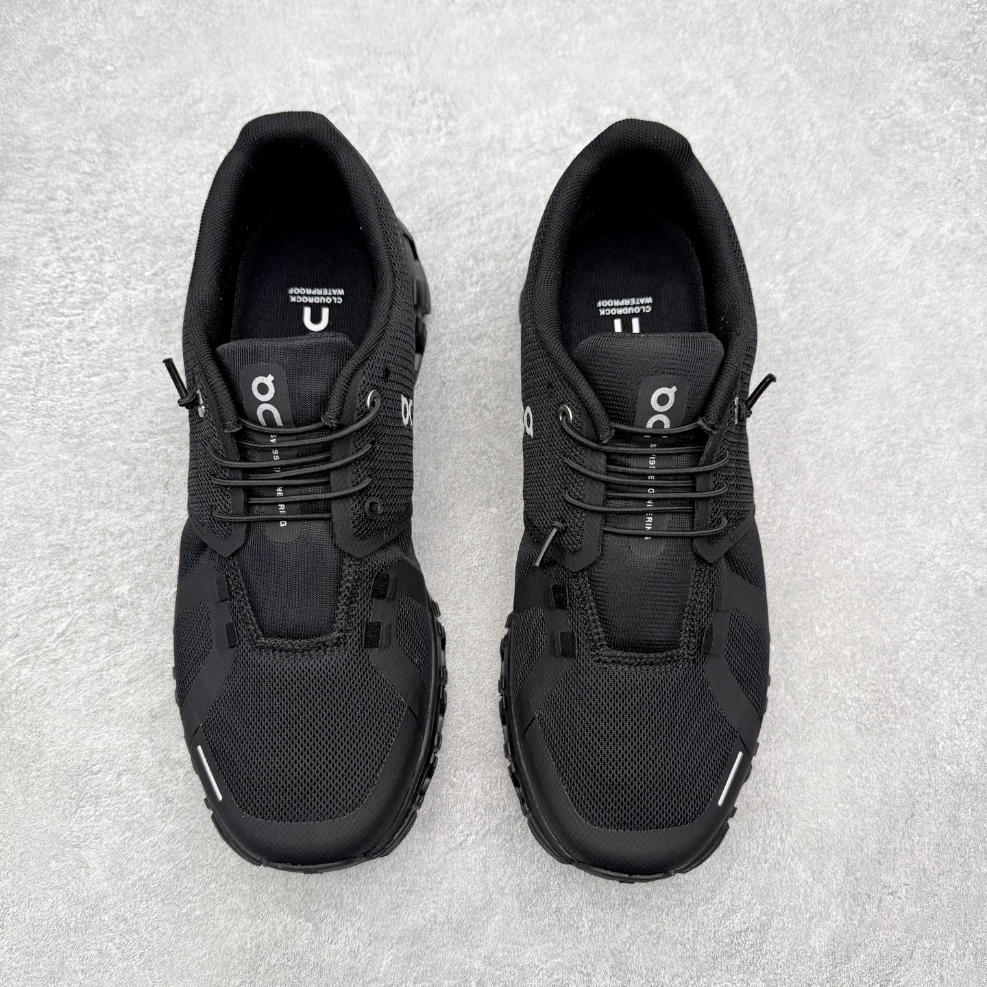 图片[2]-On昂跑 Cloudmonster 舒适 织物防滑透气回弹 低帮 休闲长跑城市通勤跑步鞋 此运动品牌 开创于2010年 缓震着陆、强效回弹、轻柔质感的设计构思始终是ON研制关键 与此同时基于“为全球提供革新性的跑步感受”信念 陆续推出了多款跑鞋及其以专业运动人体跑步工程学为设计关键的功能性跑步服饰设备 让跑者不费力气地畅快畅跑 尺码：36 36.5 37.5 38 38.5 39 40 40.5 41 42 42.5 43 44 44.5 45-选品中心