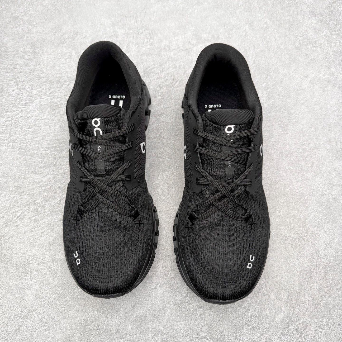 图片[2]-On昂跑 Cloudmonster 舒适 织物防滑透气回弹 低帮 休闲长跑城市通勤跑步鞋 此运动品牌 开创于2010年 缓震着陆、强效回弹、轻柔质感的设计构思始终是ON研制关键 与此同时基于“为全球提供革新性的跑步感受”信念 陆续推出了多款跑鞋及其以专业运动人体跑步工程学为设计关键的功能性跑步服饰设备 让跑者不费力气地畅快畅跑 尺码：36 36.5 37.5 38 38.5 39 40 40.5 41 42 42.5 43 44 44.5 45-选品中心