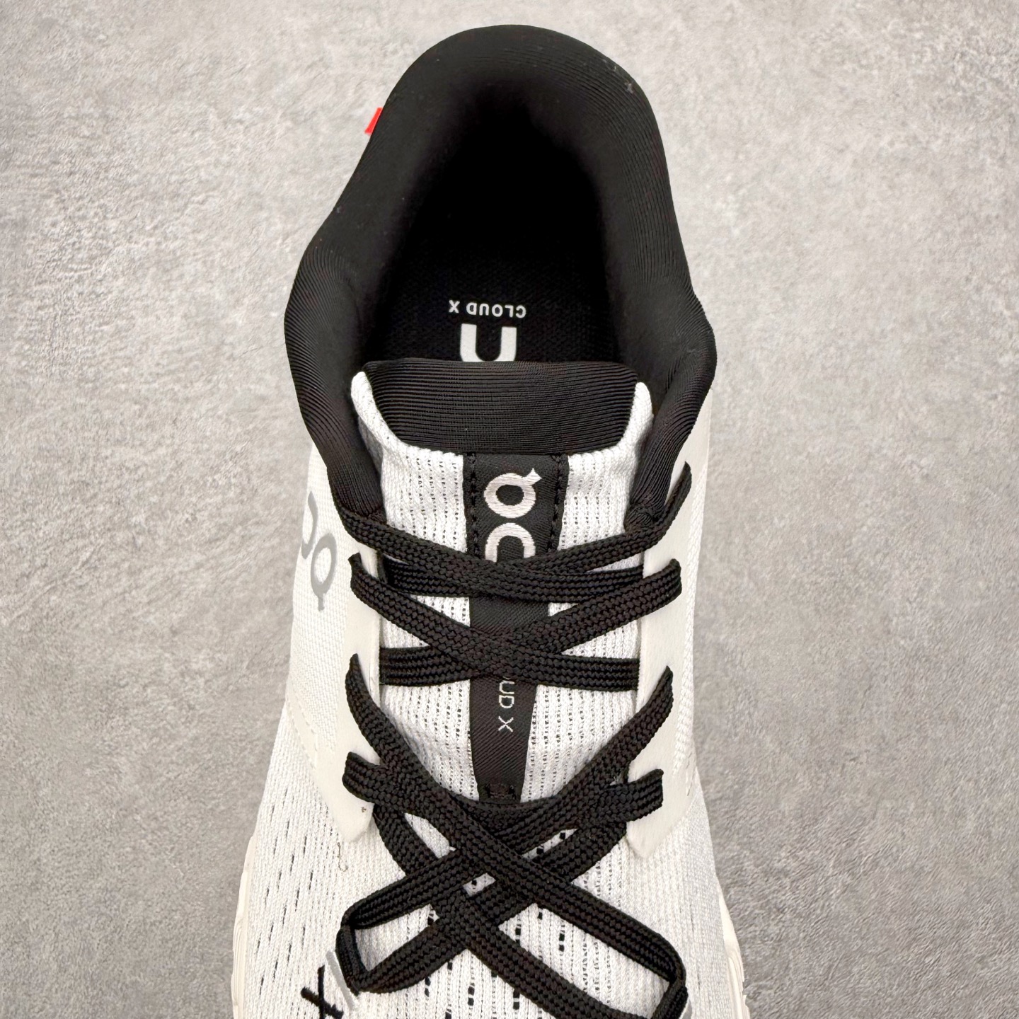 图片[5]-On昂跑 Cloudmonster 舒适 织物防滑透气回弹 低帮 休闲长跑城市通勤跑步鞋 此运动品牌 开创于2010年 缓震着陆、强效回弹、轻柔质感的设计构思始终是ON研制关键 与此同时基于“为全球提供革新性的跑步感受”信念 陆续推出了多款跑鞋及其以专业运动人体跑步工程学为设计关键的功能性跑步服饰设备 让跑者不费力气地畅快畅跑 尺码：36 36.5 37.5 38 38.5 39 40 40.5 41 42 42.5 43 44 44.5 45-选品中心