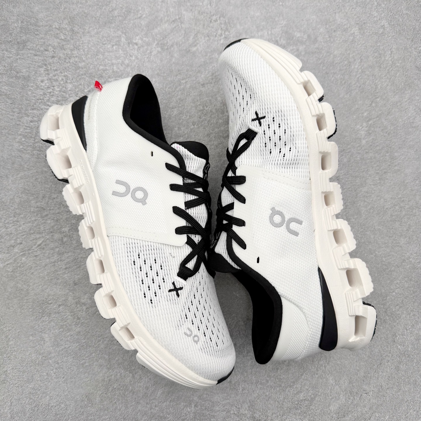 图片[3]-On昂跑 Cloudmonster 舒适 织物防滑透气回弹 低帮 休闲长跑城市通勤跑步鞋 此运动品牌 开创于2010年 缓震着陆、强效回弹、轻柔质感的设计构思始终是ON研制关键 与此同时基于“为全球提供革新性的跑步感受”信念 陆续推出了多款跑鞋及其以专业运动人体跑步工程学为设计关键的功能性跑步服饰设备 让跑者不费力气地畅快畅跑 尺码：36 36.5 37.5 38 38.5 39 40 40.5 41 42 42.5 43 44 44.5 45-选品中心