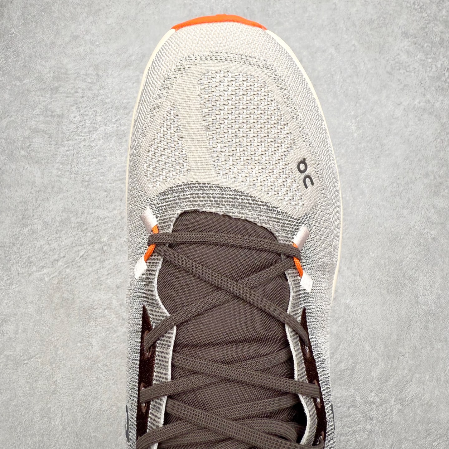 图片[4]-＃福利特价 On昂跑 Cloudtilt 圆头系带减震耐磨低帮生活休闲鞋 此运动品牌 开创于2010年 缓震着陆、强效回弹、轻柔质感的设计构思始终是ON研制关键 与此同时基于“为全球提供革新性的跑步感受”信念 陆续推出了多款跑鞋及其以专业运动人体跑步工程学为设计关键的功能性跑步服饰设备 让跑者不费力气地畅快畅跑 尺码：36 36.5 37.5 38 38.5 39 40 40.5 41 42 42.5 43 44 44.5 45-选品中心