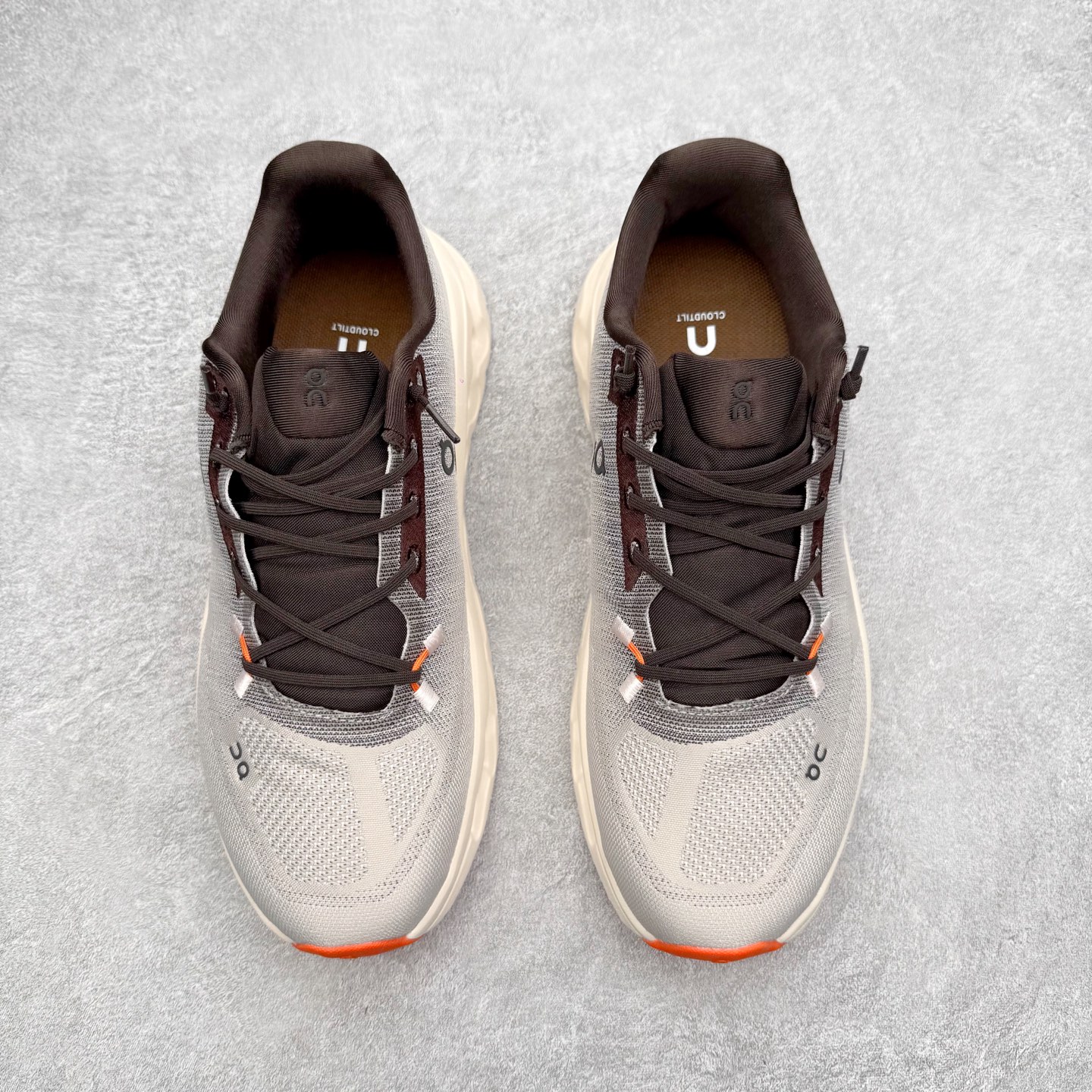 图片[2]-＃福利特价 On昂跑 Cloudtilt 圆头系带减震耐磨低帮生活休闲鞋 此运动品牌 开创于2010年 缓震着陆、强效回弹、轻柔质感的设计构思始终是ON研制关键 与此同时基于“为全球提供革新性的跑步感受”信念 陆续推出了多款跑鞋及其以专业运动人体跑步工程学为设计关键的功能性跑步服饰设备 让跑者不费力气地畅快畅跑 尺码：36 36.5 37.5 38 38.5 39 40 40.5 41 42 42.5 43 44 44.5 45-选品中心