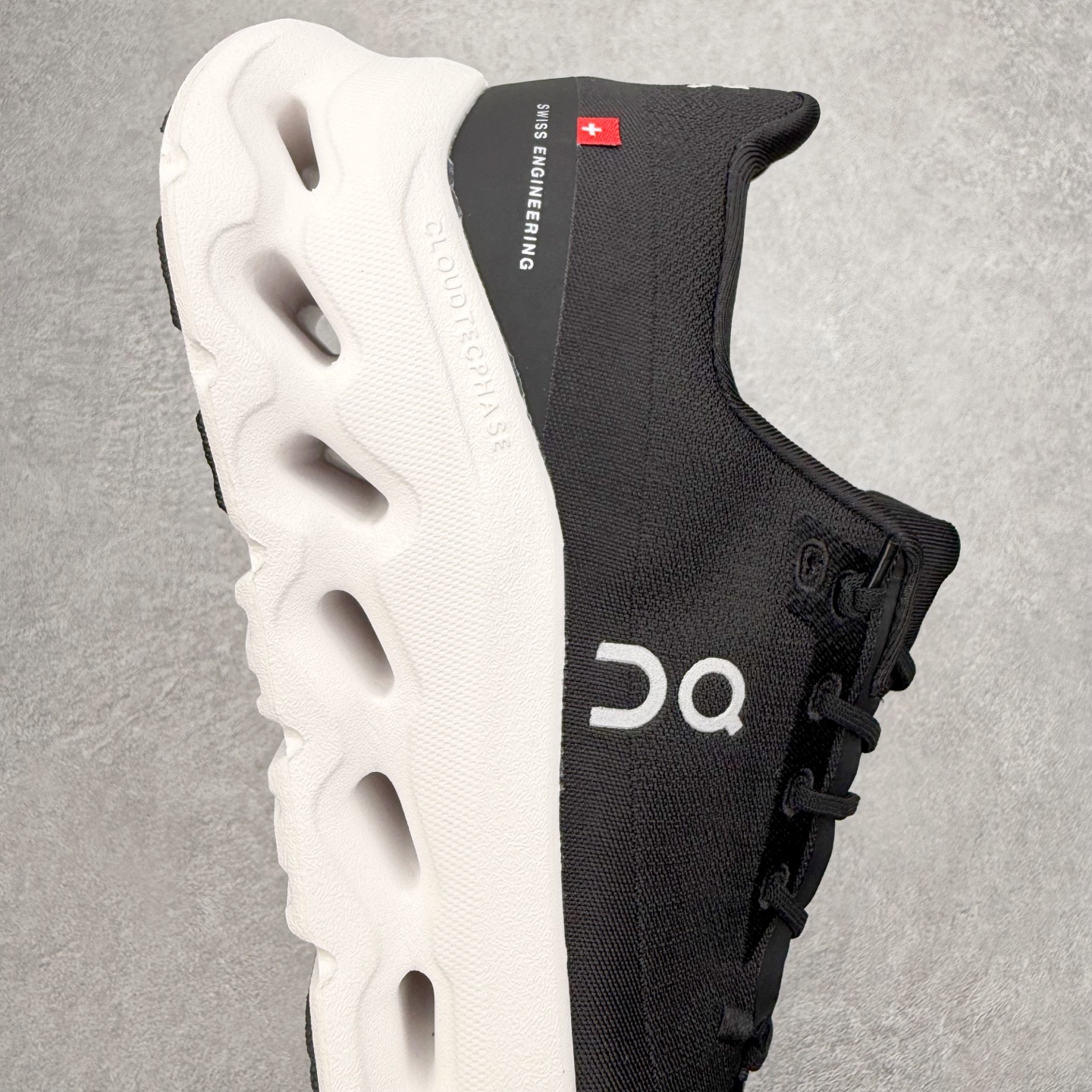 图片[6]-＃福利特价 On昂跑 Cloudtilt 圆头系带减震耐磨低帮生活休闲鞋 此运动品牌 开创于2010年 缓震着陆、强效回弹、轻柔质感的设计构思始终是ON研制关键 与此同时基于“为全球提供革新性的跑步感受”信念 陆续推出了多款跑鞋及其以专业运动人体跑步工程学为设计关键的功能性跑步服饰设备 让跑者不费力气地畅快畅跑 尺码：36 36.5 37.5 38 38.5 39 40 40.5 41 42 42.5 43 44 44.5 45-选品中心