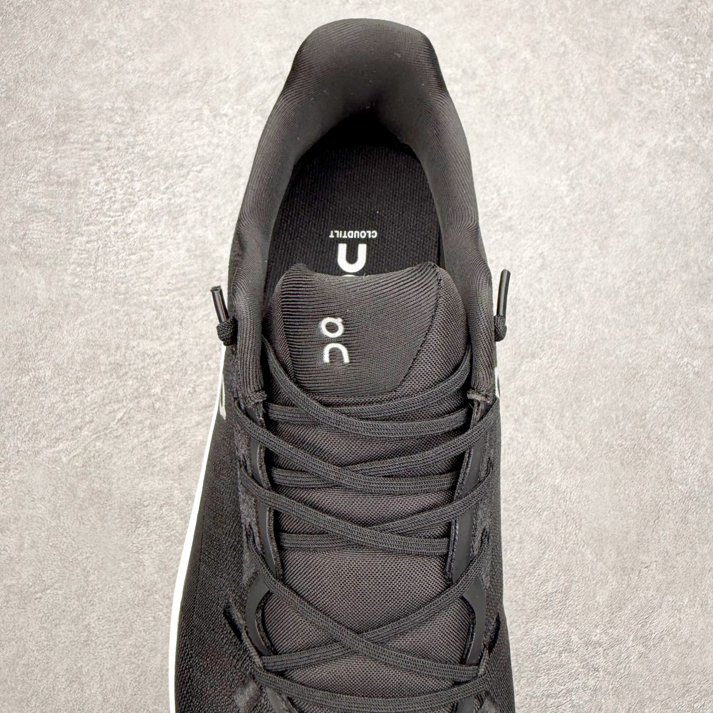 图片[5]-＃福利特价 On昂跑 Cloudtilt 圆头系带减震耐磨低帮生活休闲鞋 此运动品牌 开创于2010年 缓震着陆、强效回弹、轻柔质感的设计构思始终是ON研制关键 与此同时基于“为全球提供革新性的跑步感受”信念 陆续推出了多款跑鞋及其以专业运动人体跑步工程学为设计关键的功能性跑步服饰设备 让跑者不费力气地畅快畅跑 尺码：36 36.5 37.5 38 38.5 39 40 40.5 41 42 42.5 43 44 44.5 45-选品中心