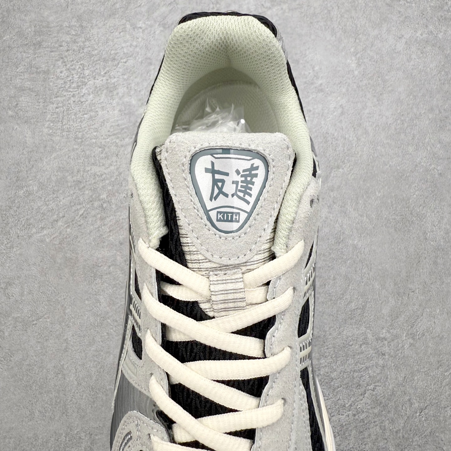 图片[5]-Asics Gel Kayano 12.1 亚瑟士卡亚诺12.1代系列低帮轻量缓震休闲运动跑步鞋 采用环保太空合成革配合透气网眼布鞋面材质 中底3D可视GEL缓震胶效果 升级EVA全新缓震中底部位科技组合耐磨橡胶外底片 尺码：36 37 37.5 38 39 39.5 40.5 41.5 42 42.5 43.5 44 44.5 45-选品中心