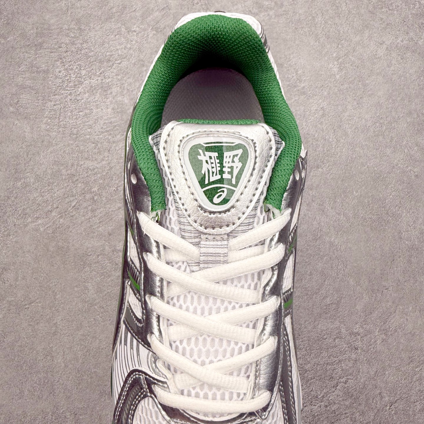 图片[5]-Asics Gel Kayano 12.1 亚瑟士卡亚诺12.1代系列低帮轻量缓震休闲运动跑步鞋 采用环保太空合成革配合透气网眼布鞋面材质 中底3D可视GEL缓震胶效果 升级EVA全新缓震中底部位科技组合耐磨橡胶外底片 尺码：36 37 37.5 38 39 39.5 40.5 41.5 42 42.5 43.5 44 44.5 45-选品中心