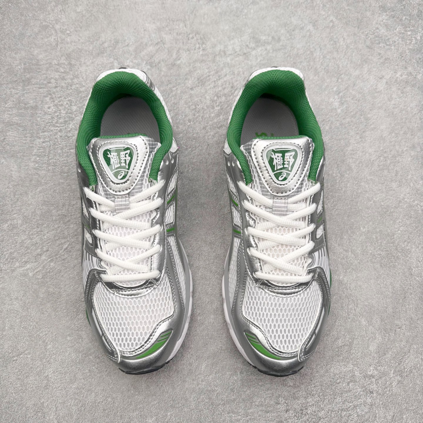 图片[2]-Asics Gel Kayano 12.1 亚瑟士卡亚诺12.1代系列低帮轻量缓震休闲运动跑步鞋 采用环保太空合成革配合透气网眼布鞋面材质 中底3D可视GEL缓震胶效果 升级EVA全新缓震中底部位科技组合耐磨橡胶外底片 尺码：36 37 37.5 38 39 39.5 40.5 41.5 42 42.5 43.5 44 44.5 45-选品中心