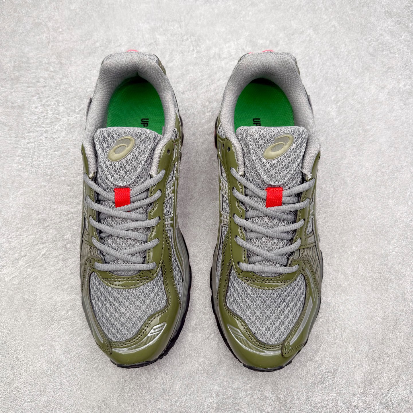 图片[2]-Asics Gel Kayano 12.1 亚瑟士卡亚诺12.1代系列低帮轻量缓震休闲运动跑步鞋 采用环保太空合成革配合透气网眼布鞋面材质 中底3D可视GEL缓震胶效果 升级EVA全新缓震中底部位科技组合耐磨橡胶外底片 尺码：36 37 37.5 38 39 39.5 40.5 41.5 42 42.5 43.5 44 44.5 45-选品中心