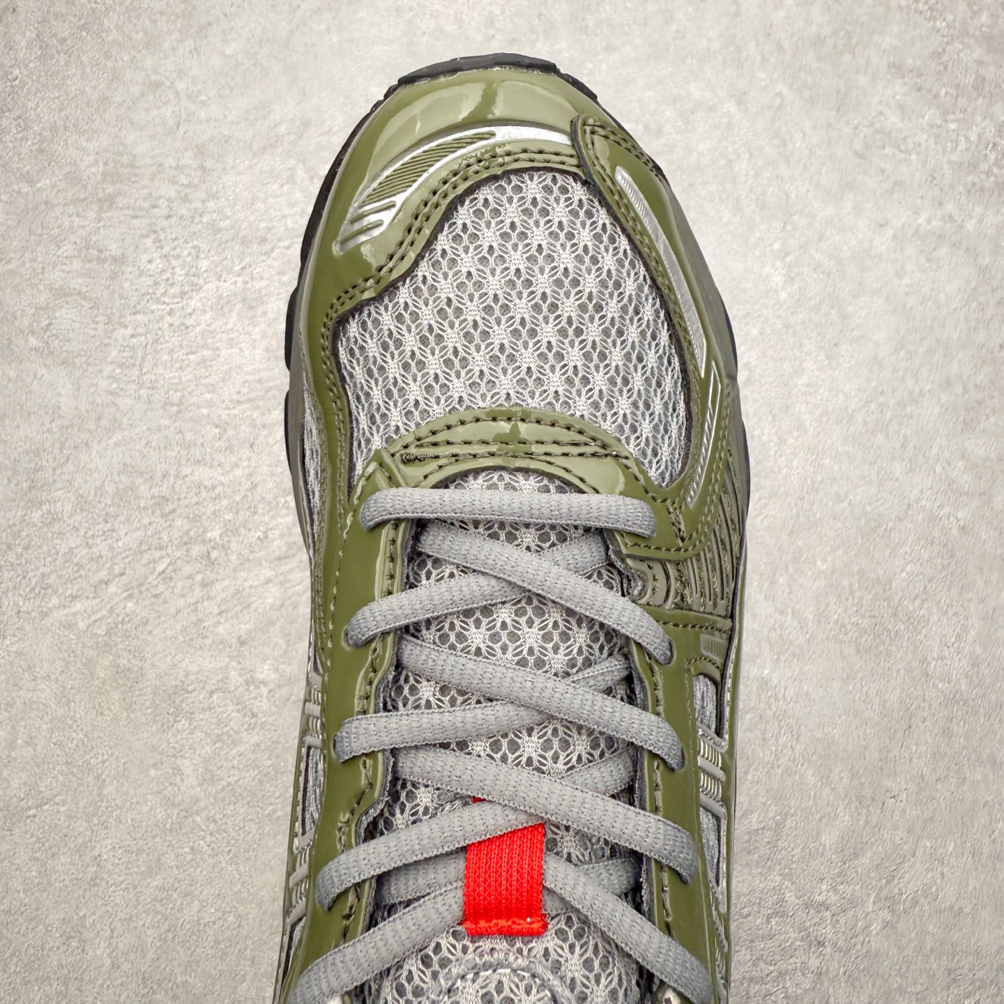 图片[4]-Asics Gel Kayano 12.1 亚瑟士卡亚诺12.1代系列低帮轻量缓震休闲运动跑步鞋 采用环保太空合成革配合透气网眼布鞋面材质 中底3D可视GEL缓震胶效果 升级EVA全新缓震中底部位科技组合耐磨橡胶外底片 尺码：36 37 37.5 38 39 39.5 40.5 41.5 42 42.5 43.5 44 44.5 45-选品中心