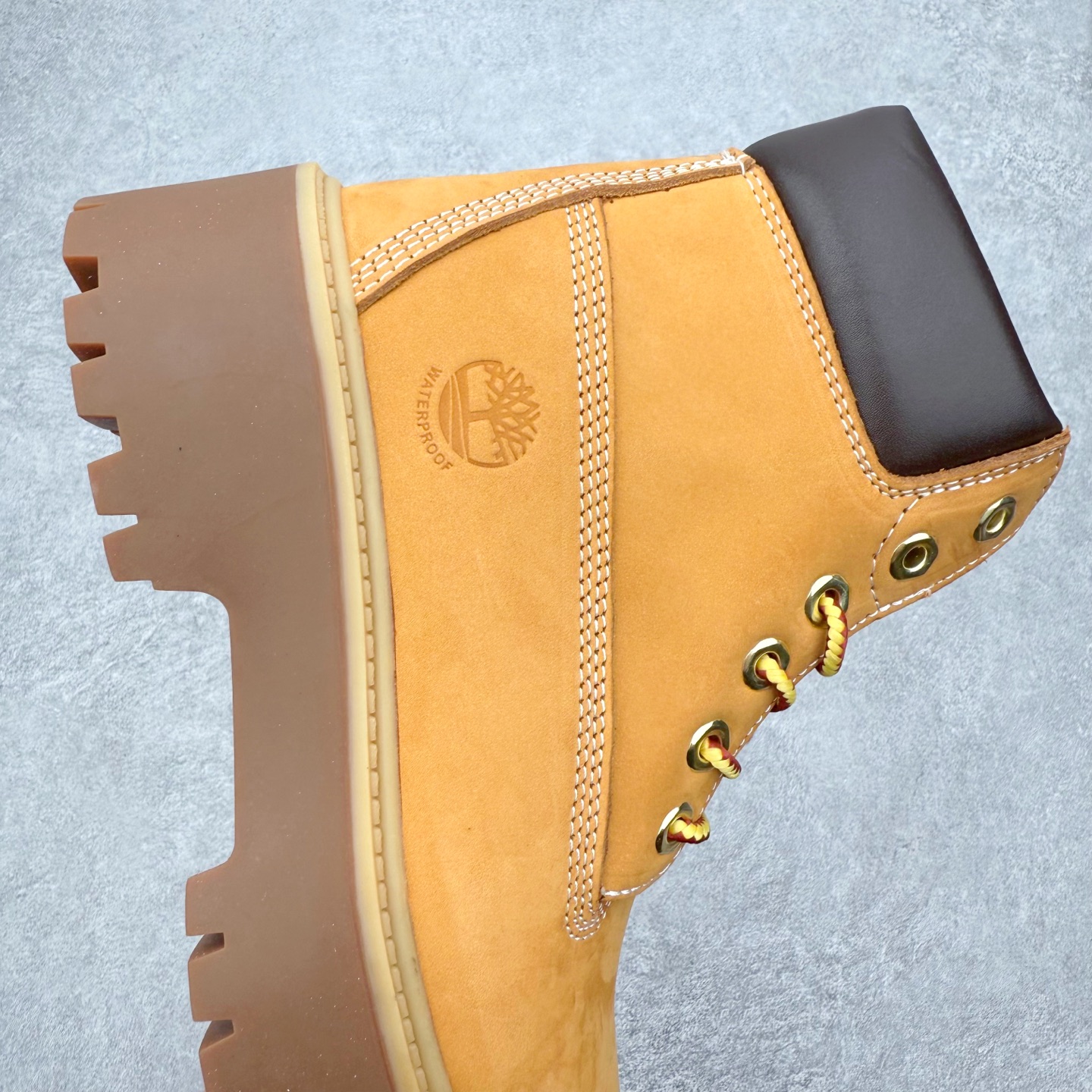 图片[6]-添柏岚Timberland Scarponcini Stone Street 6 Inch Boots 登山街头系列经典中帮厚底户外工装风休闲马丁靴“小麦黄黑”TB1A5RJD #采用耐磨反绒麂皮组合磨砂牛剖革鞋面材质 #轻量橡胶大底❗️ 尺码：35 36 37 38 39（偏大一码！）-选品中心