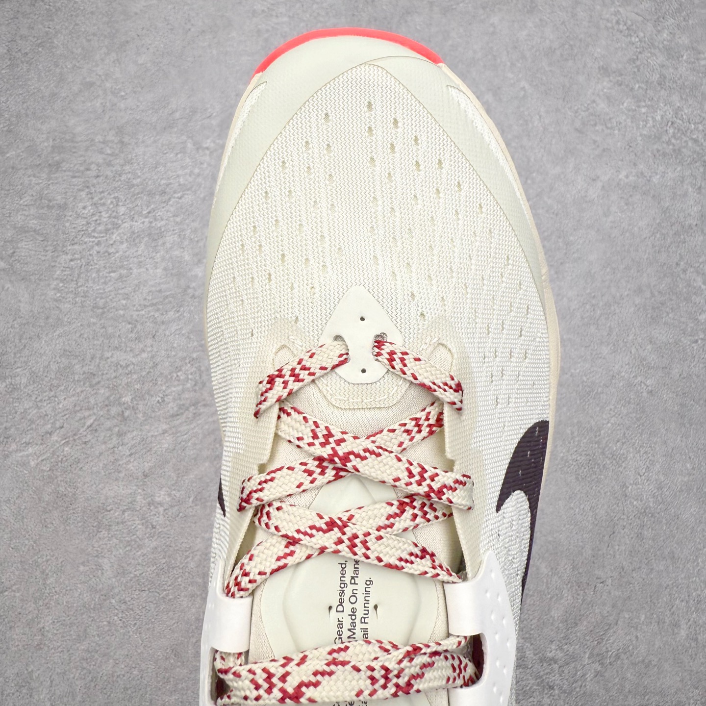 图片[4]-NK ACG ZEGAMA TRAIL 6 网面透气跑步鞋 兼顾迅疾外观和稳固脚感 后跟覆面和中足动态支撑巧妙融合 缔造稳定顺畅的迈步体验 采用密度更高的材料而且去除了前一代中操作的支撑 撑条设计 尺码：39 40 40.5 41 42 42.5 43 44 45-选品中心