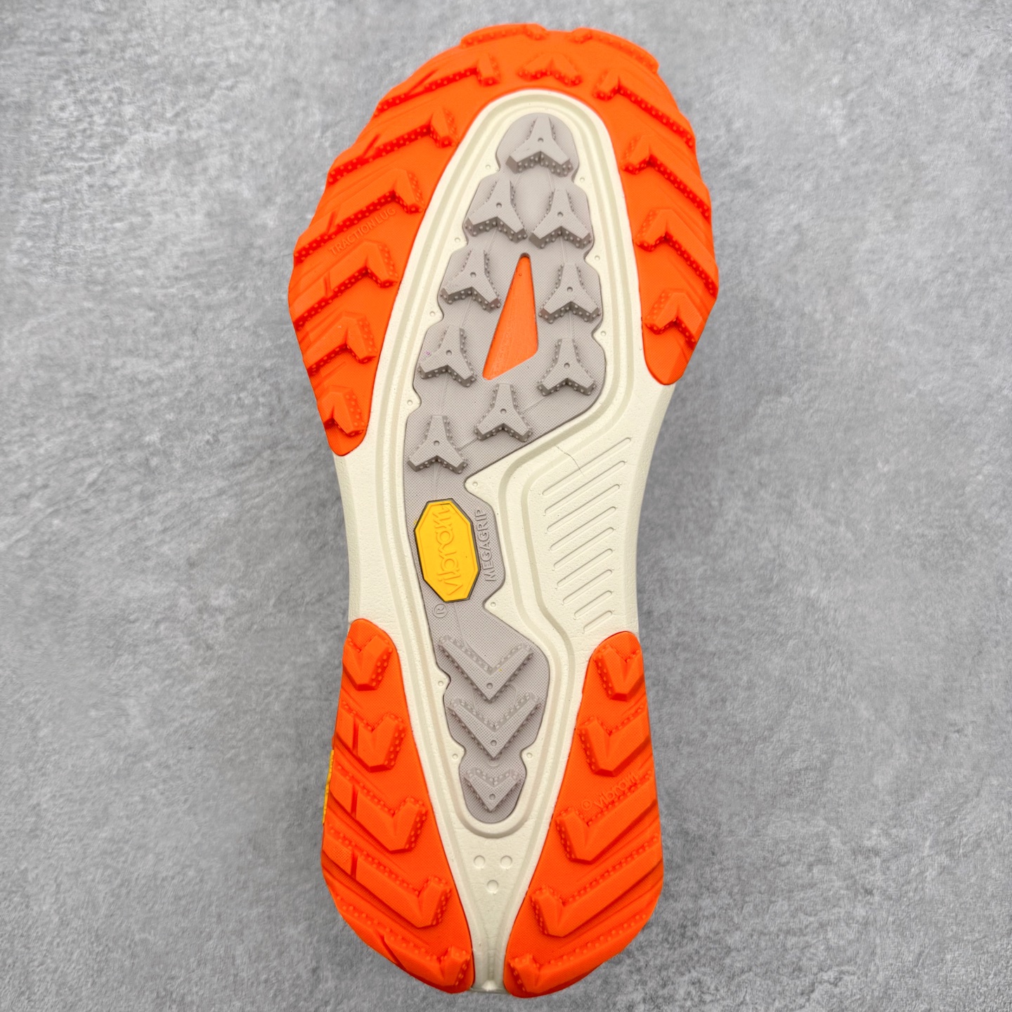 图片[9]-NK ACG ZEGAMA TRAIL 6 网面透气跑步鞋 兼顾迅疾外观和稳固脚感 后跟覆面和中足动态支撑巧妙融合 缔造稳定顺畅的迈步体验 采用密度更高的材料而且去除了前一代中操作的支撑 撑条设计 尺码：39 40 40.5 41 42 42.5 43 44 45-选品中心