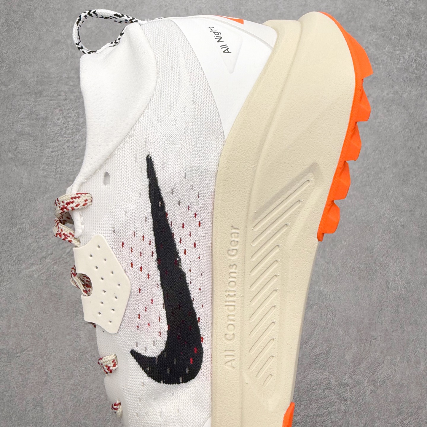 图片[7]-NK ACG ZEGAMA TRAIL 6 网面透气跑步鞋 兼顾迅疾外观和稳固脚感 后跟覆面和中足动态支撑巧妙融合 缔造稳定顺畅的迈步体验 采用密度更高的材料而且去除了前一代中操作的支撑 撑条设计 尺码：39 40 40.5 41 42 42.5 43 44 45-选品中心