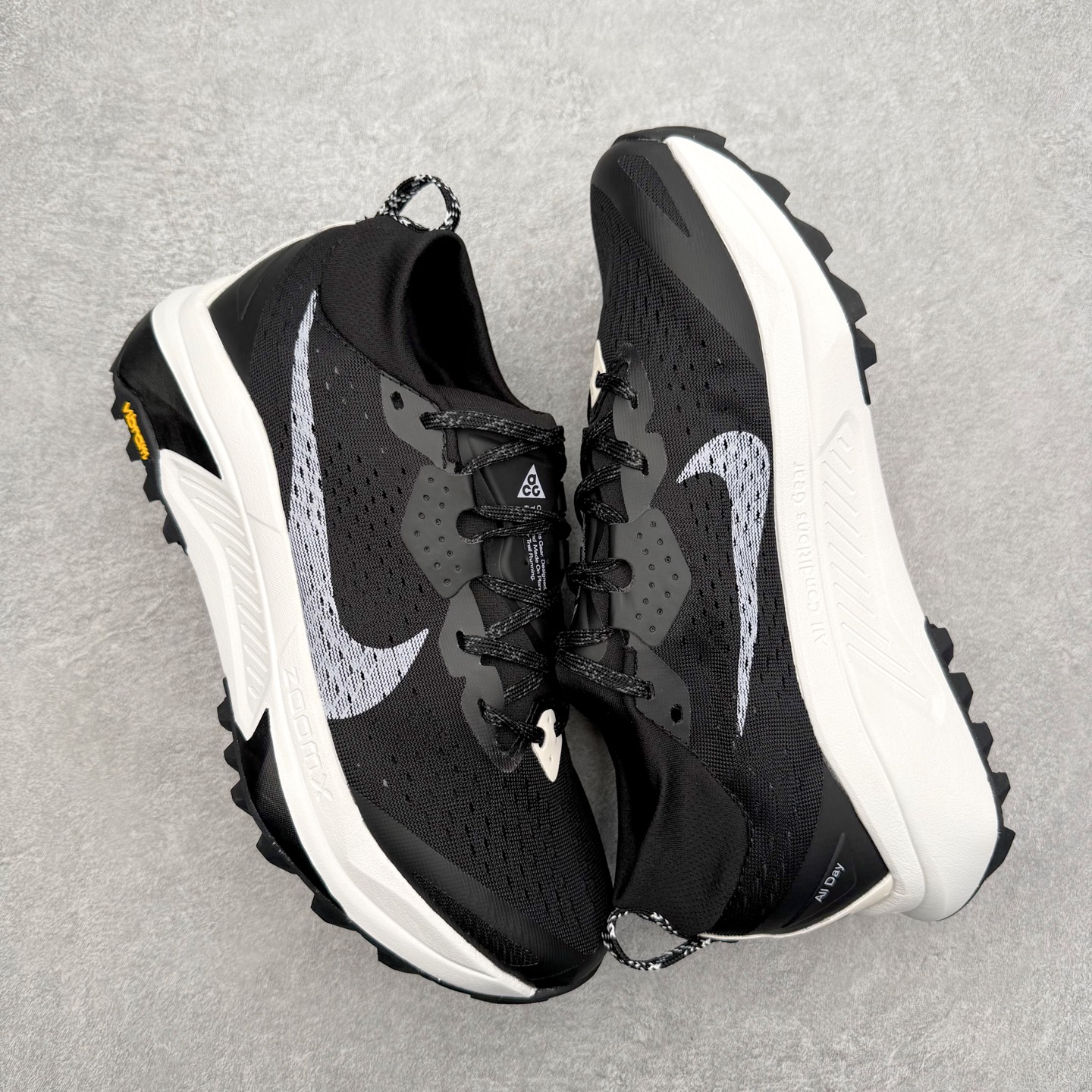 图片[3]-NK ACG ZEGAMA TRAIL 6 网面透气跑步鞋 兼顾迅疾外观和稳固脚感 后跟覆面和中足动态支撑巧妙融合 缔造稳定顺畅的迈步体验 采用密度更高的材料而且去除了前一代中操作的支撑 撑条设计 尺码：39 40 40.5 41 42 42.5 43 44 45-选品中心