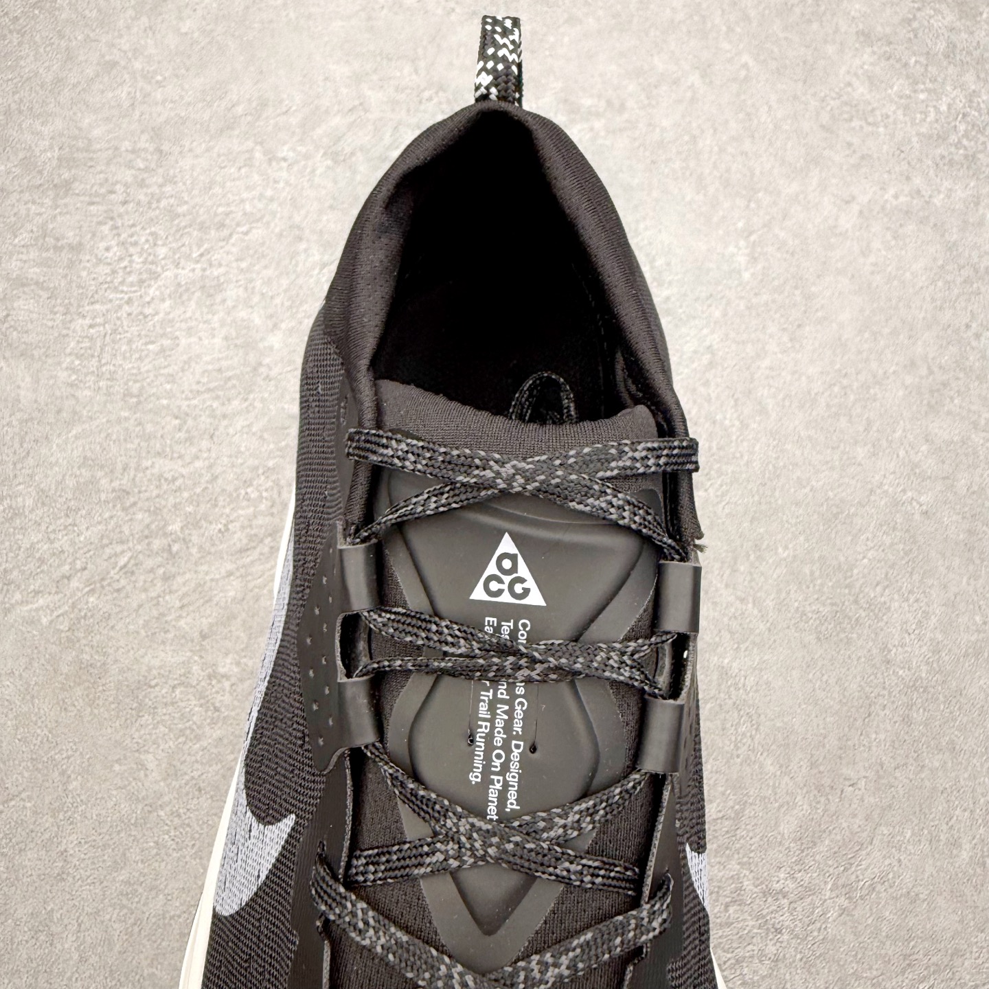 图片[5]-NK ACG ZEGAMA TRAIL 6 网面透气跑步鞋 兼顾迅疾外观和稳固脚感 后跟覆面和中足动态支撑巧妙融合 缔造稳定顺畅的迈步体验 采用密度更高的材料而且去除了前一代中操作的支撑 撑条设计 尺码：39 40 40.5 41 42 42.5 43 44 45-选品中心